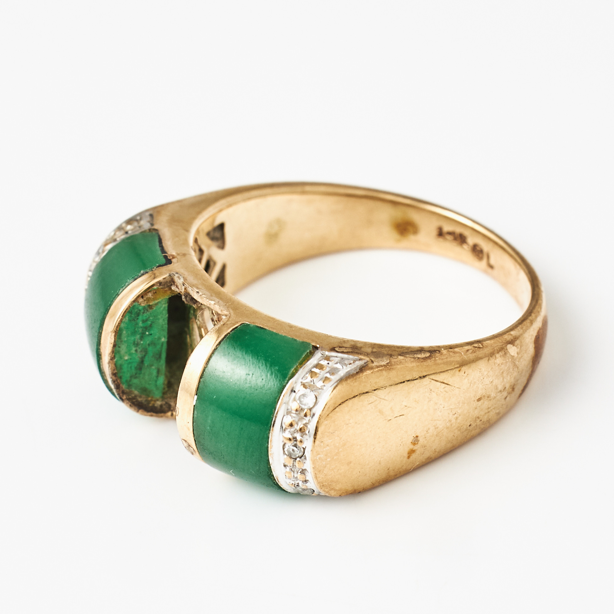 RING, 14K guld, krysoberyl och diamanter.