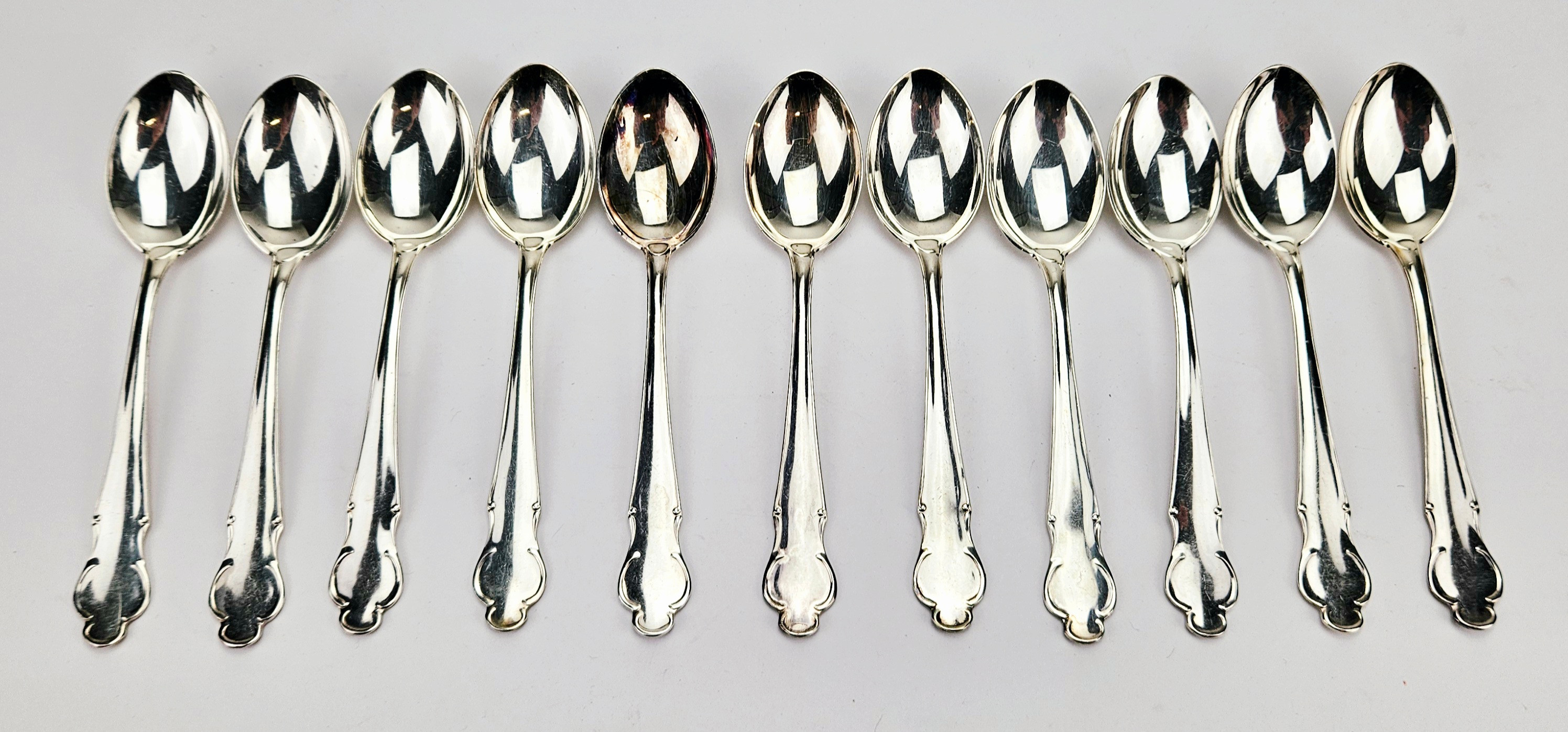KAFFESKEDAR, 11 st, silver, Linus Holst, MGAB, Uppsala 1959, vikt ca. 158 gram.