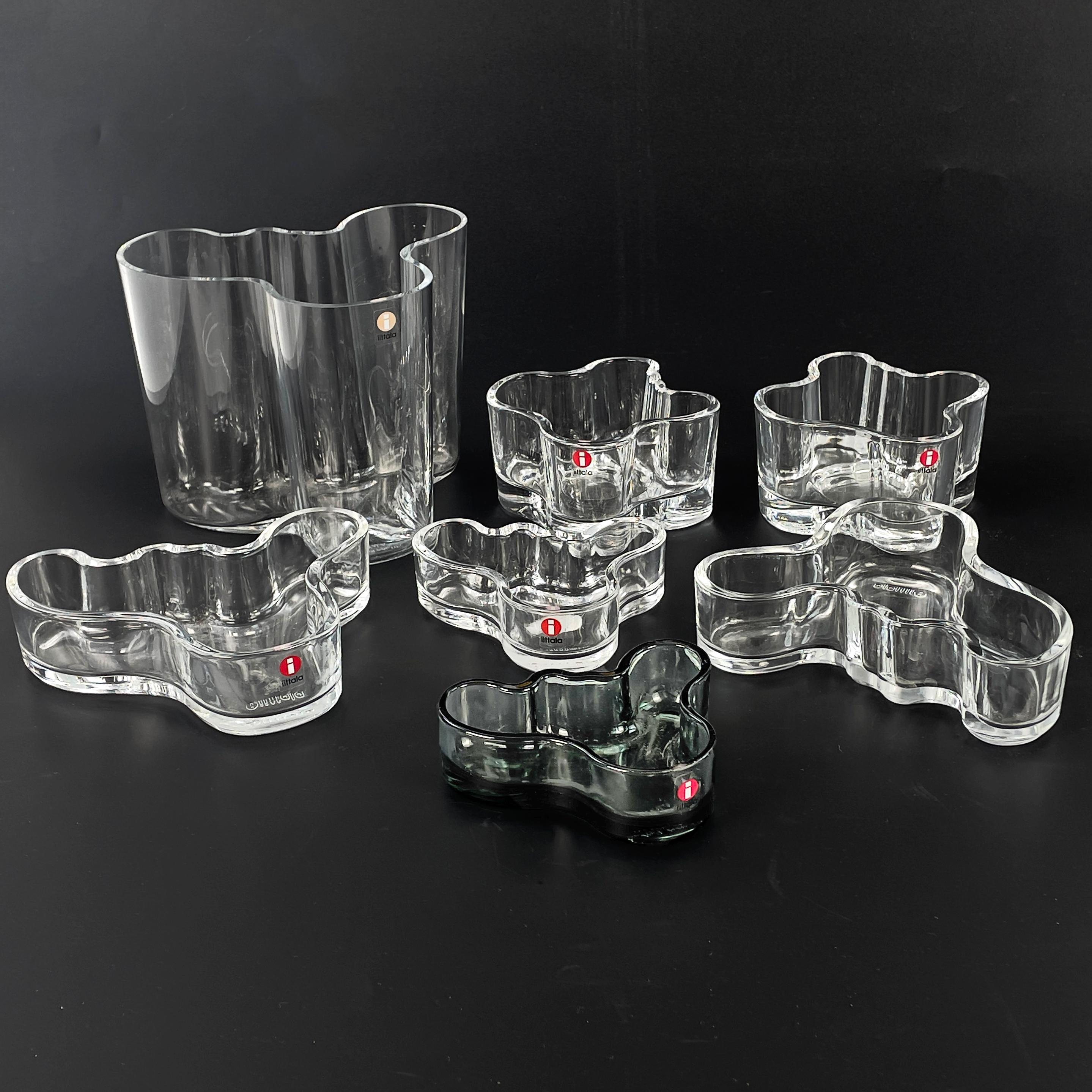 SKÅLAR, LYKTOR samt VAS, 7 delar, glas, "Savoy", design Alvar Aalto, Ittala, Finland, etikettmärkta.
