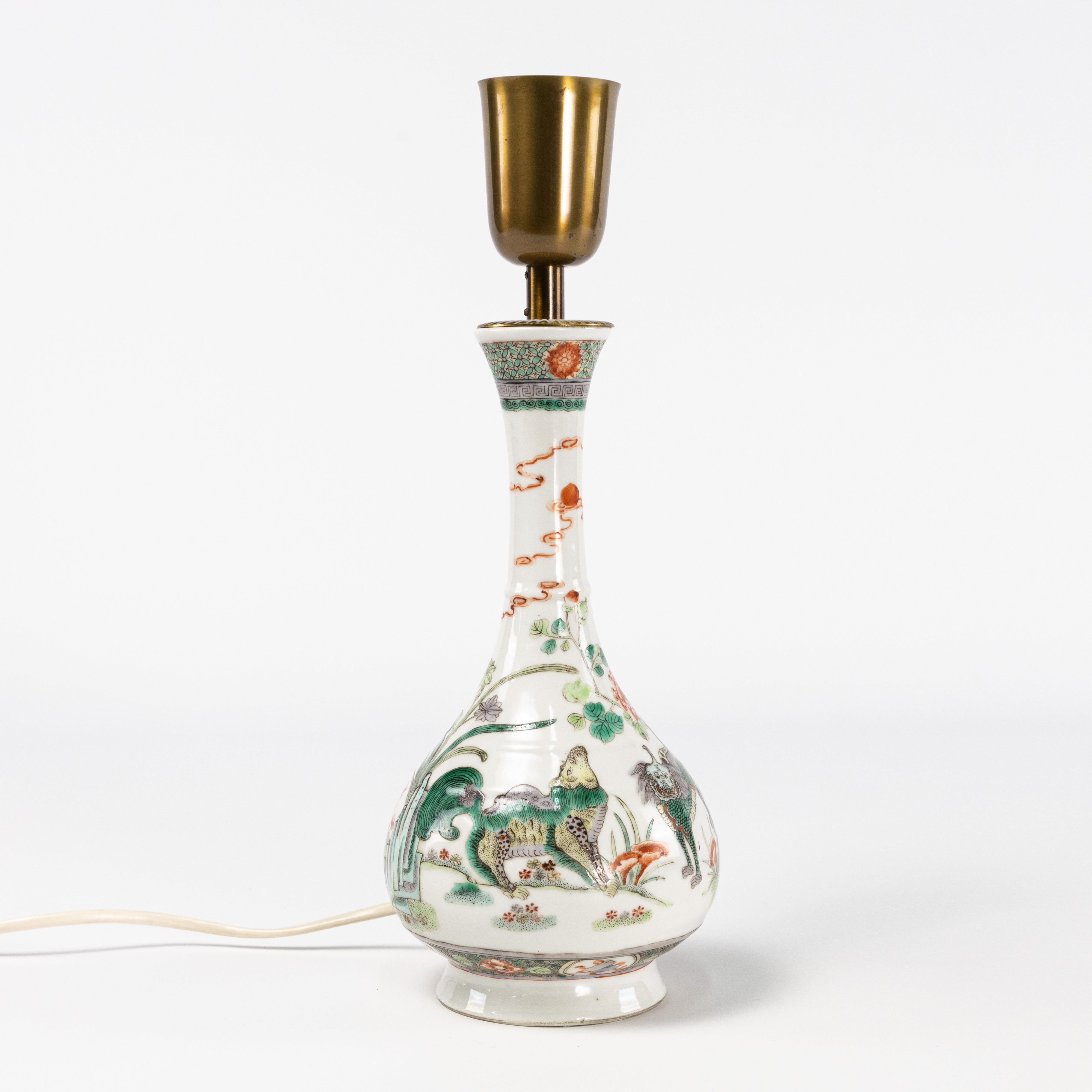 BORDSLAMPA. Porslin, Famille Verte, Kina, 1800-tal.