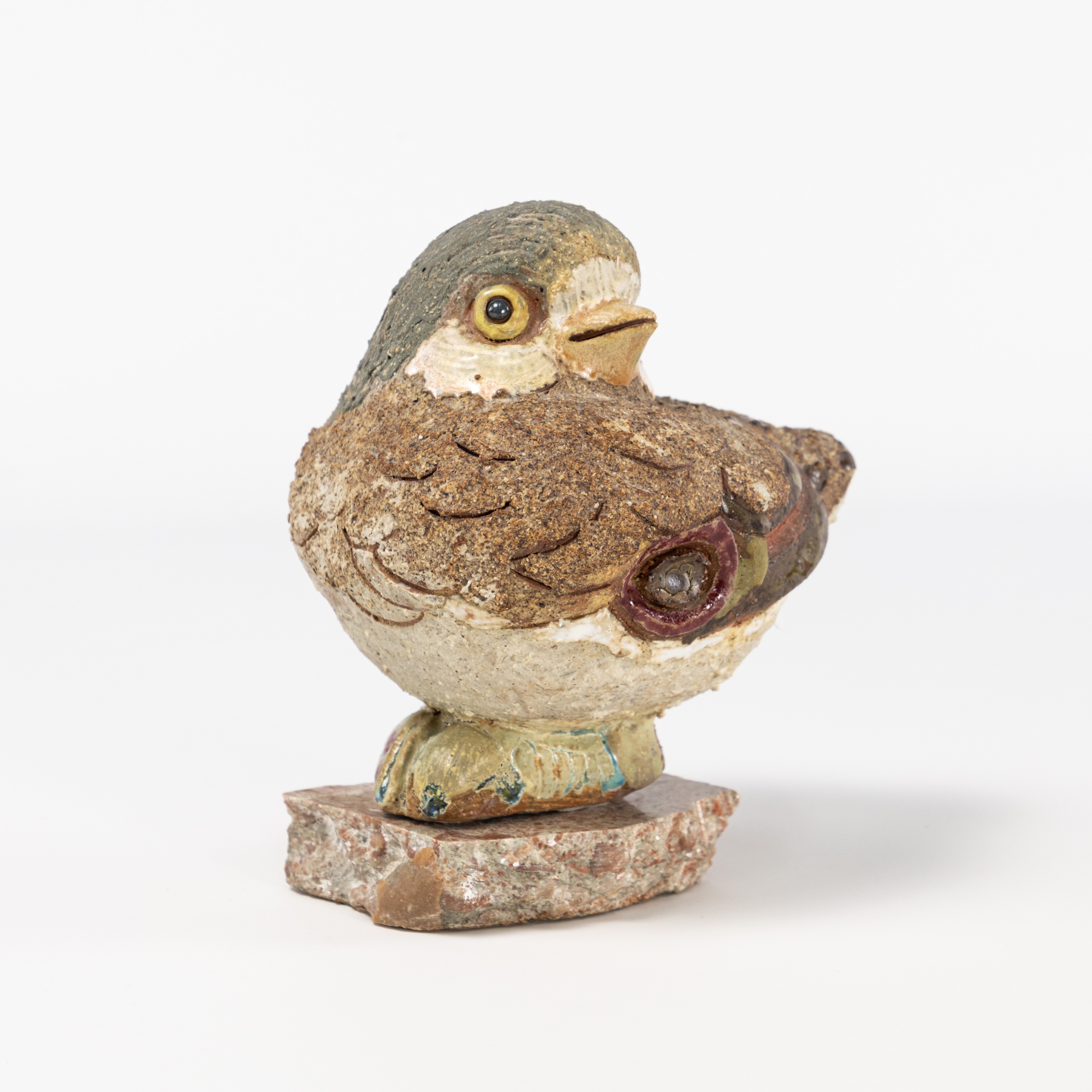 TYRA  LUNDGREN. Skulptur, fågel, stengods, egen ateljé.