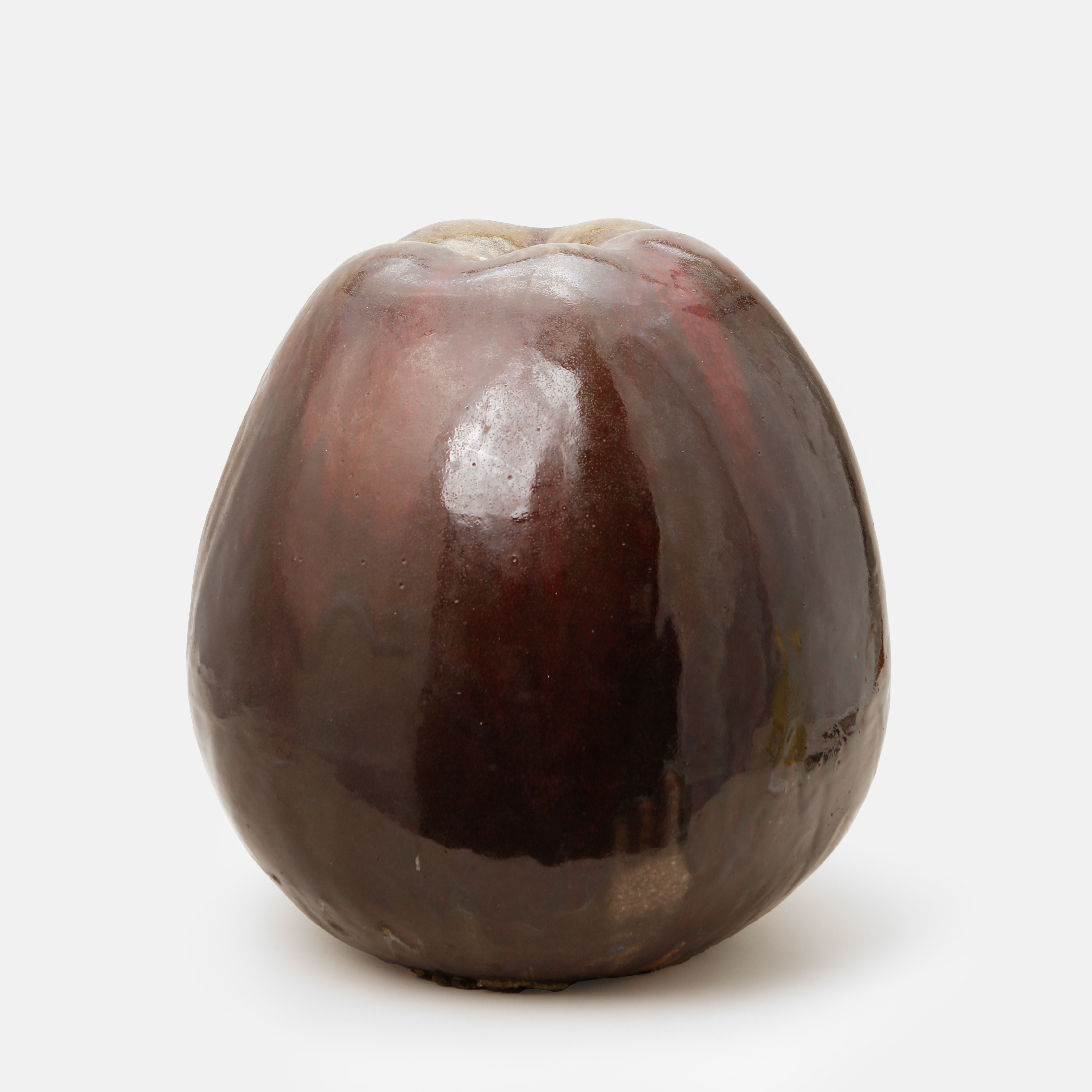 OKÄND KONSTNÄR. Skulptur, äpple, keramik.