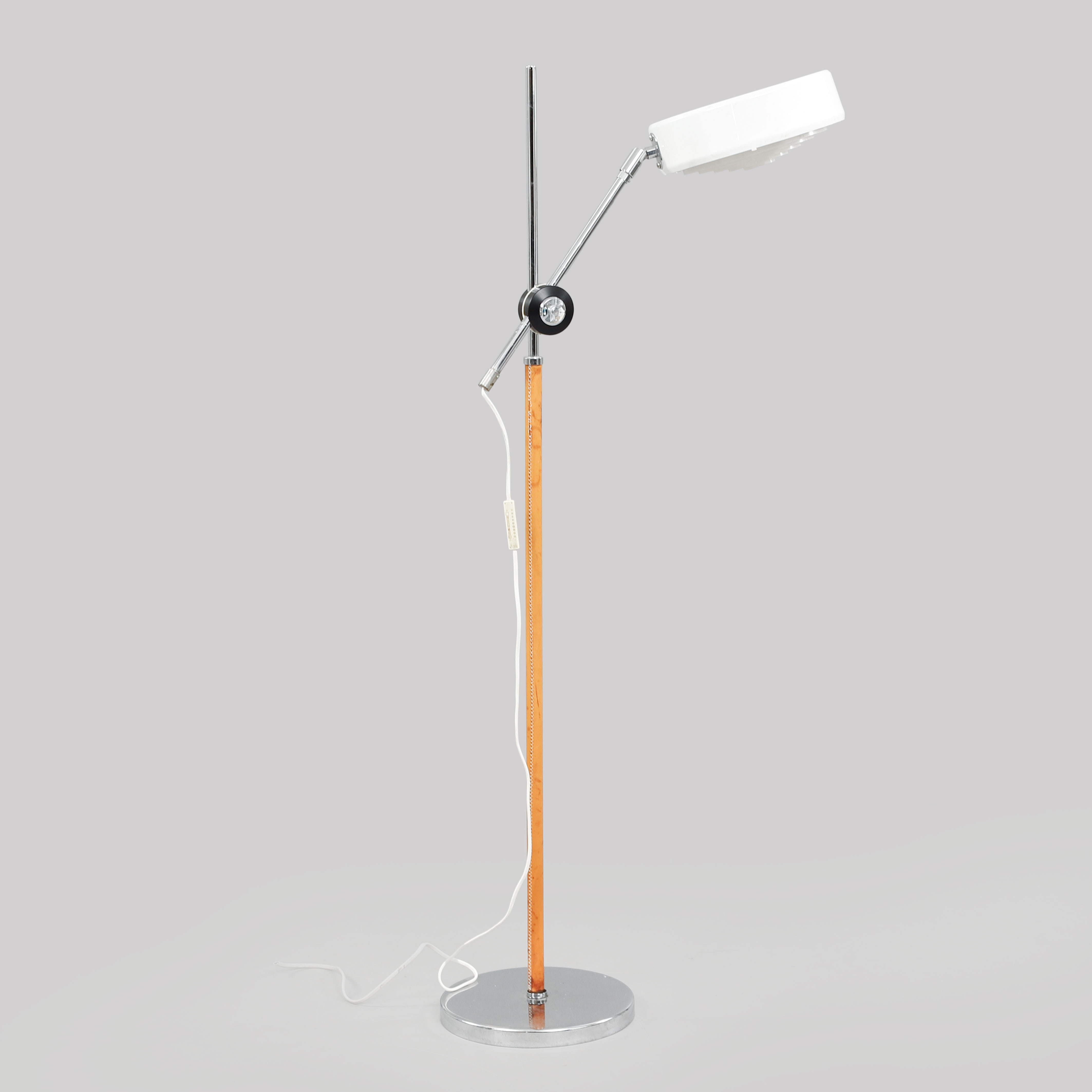GOLVLAMPA, Atelje Lyktan.