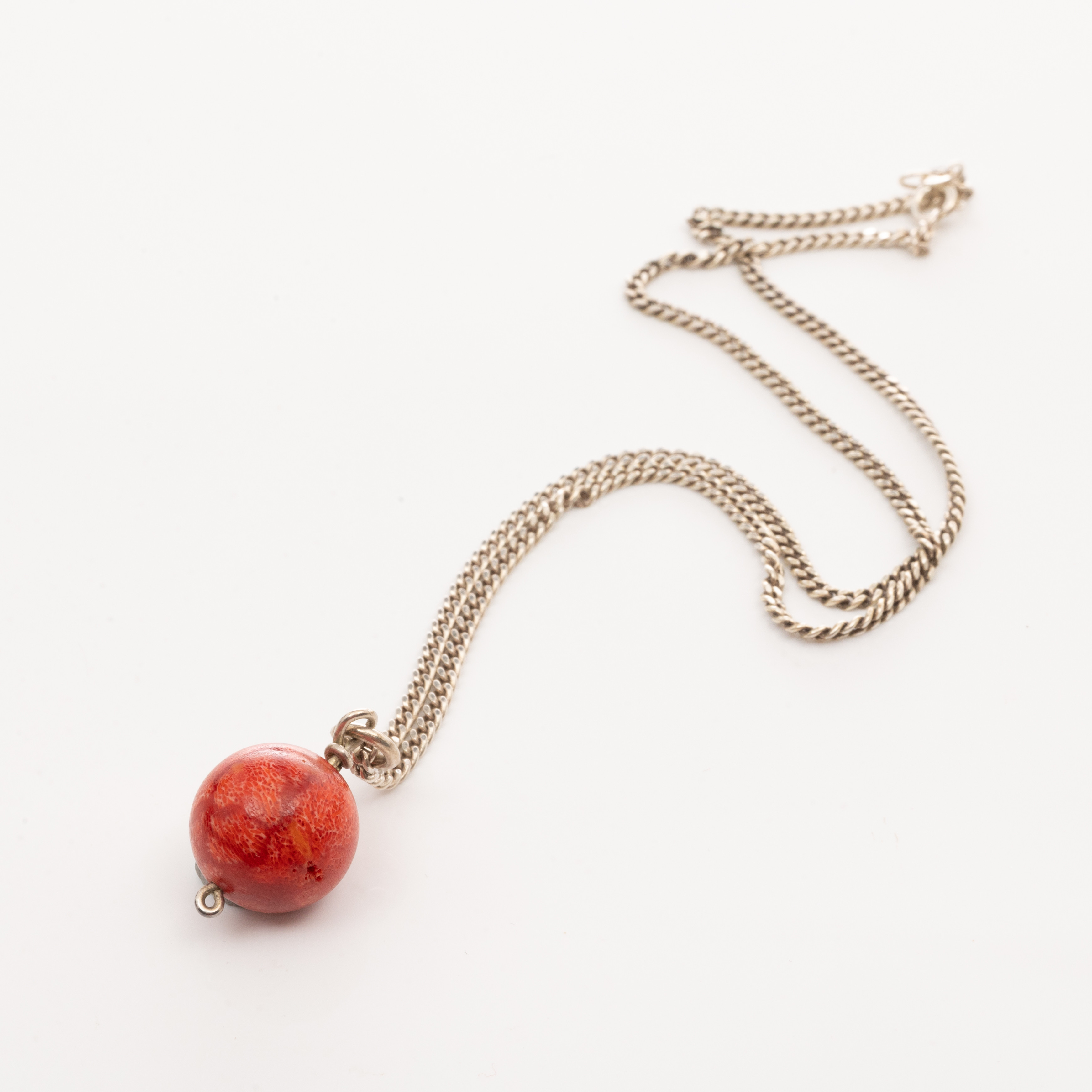COLLIER, Sterlingsilver, Korall.