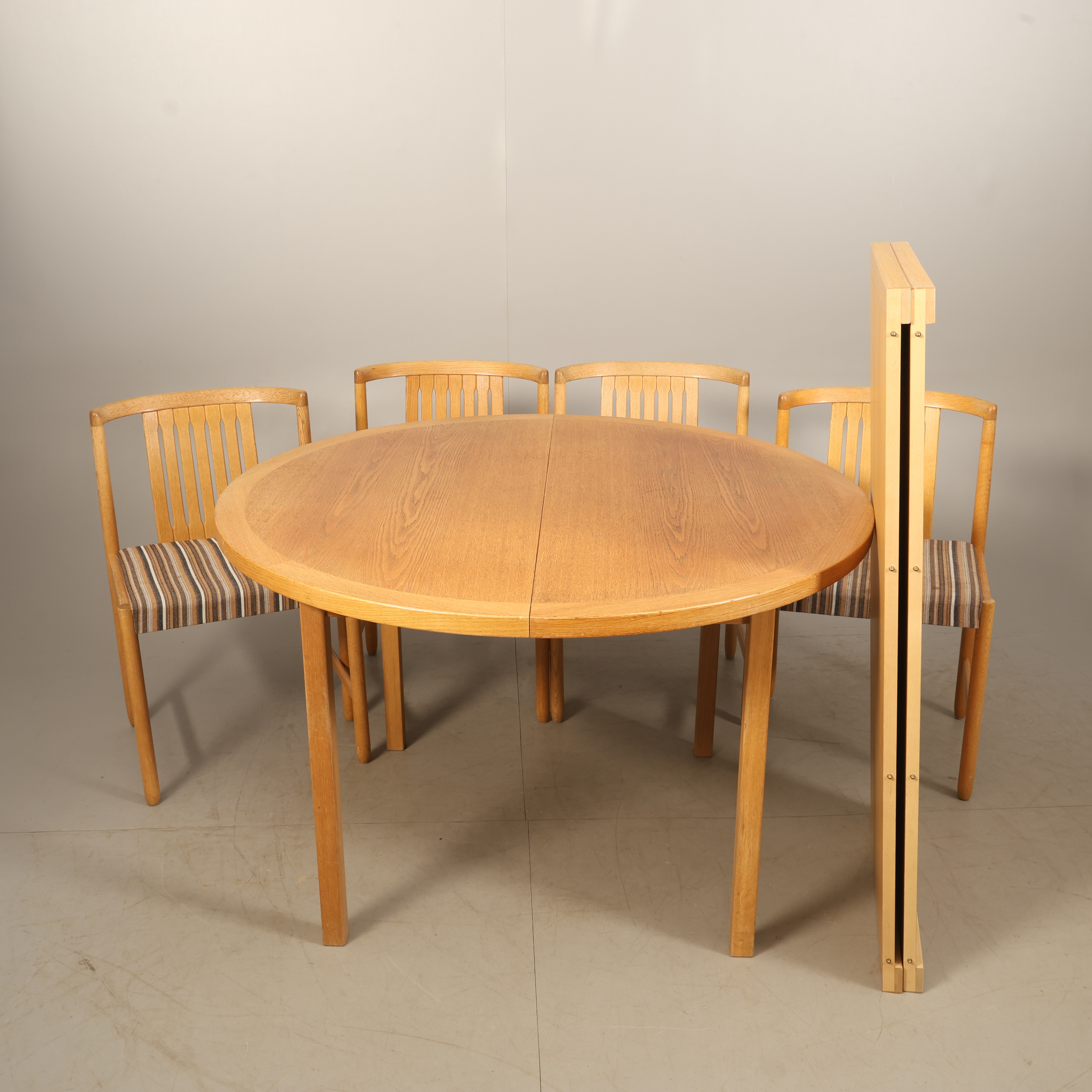 BERTIL FRIDHAGEN. MATSALSGRUPP, 7 delar. Bodafors.