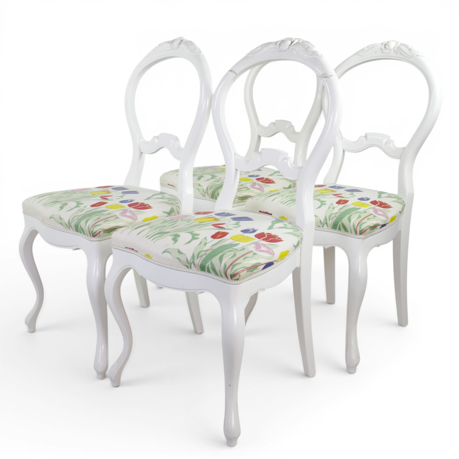 STOLAR, 4 st. bemålade, rokokostil, krön med skuren dekor, klädsel Josef Frank "Tulpan", 1900-tal.