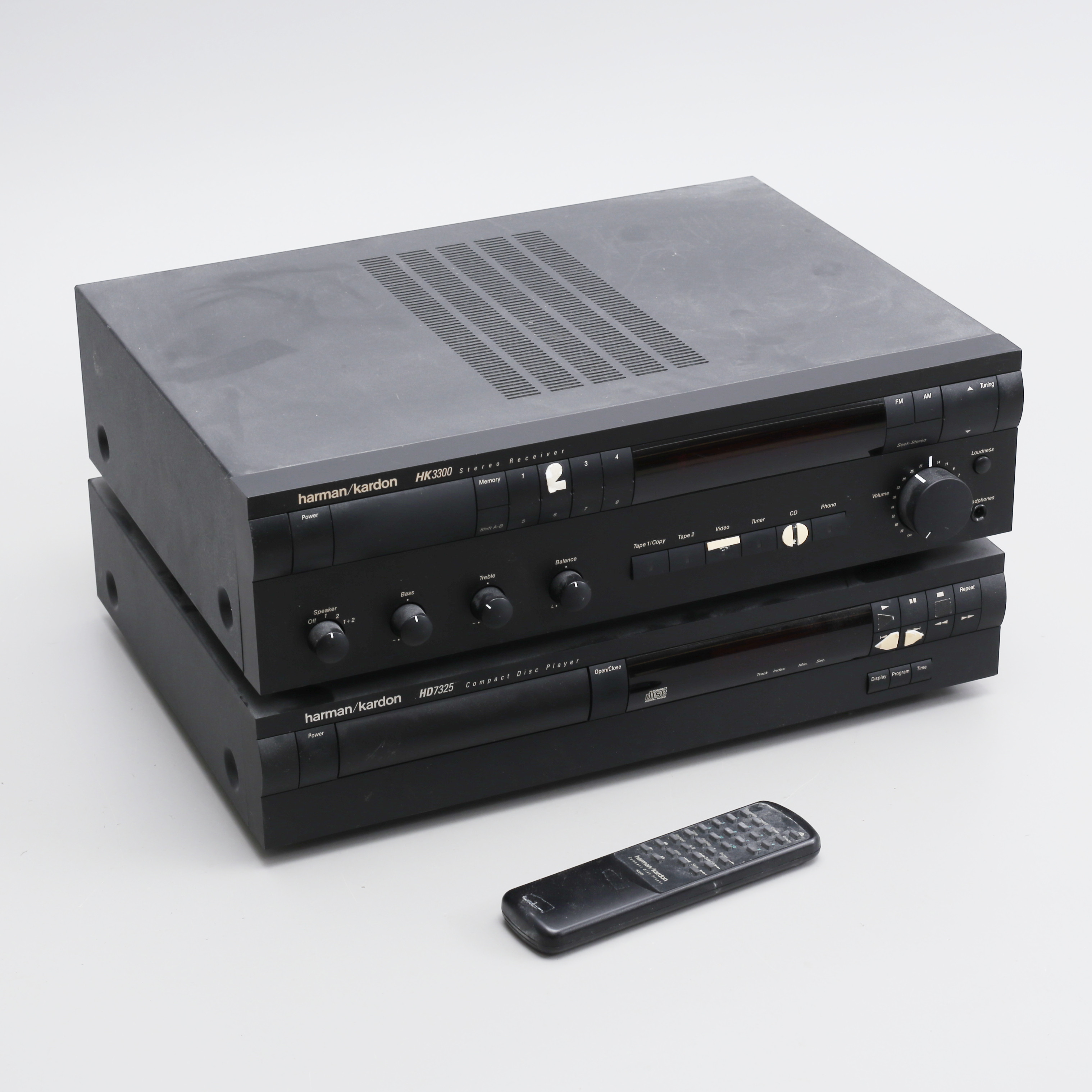 HARMAN KARDON, 2 delar.