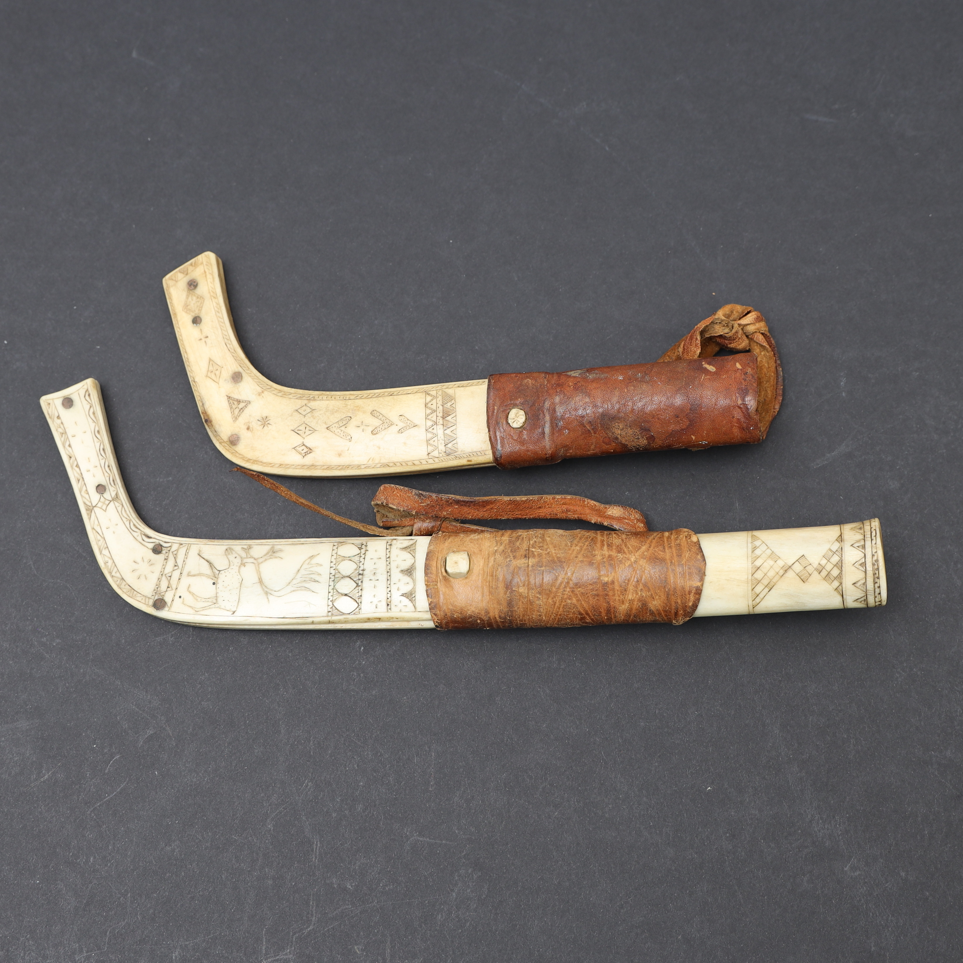KNIV SAMT KNIVSLIDA, samearbete, horn och läder.
