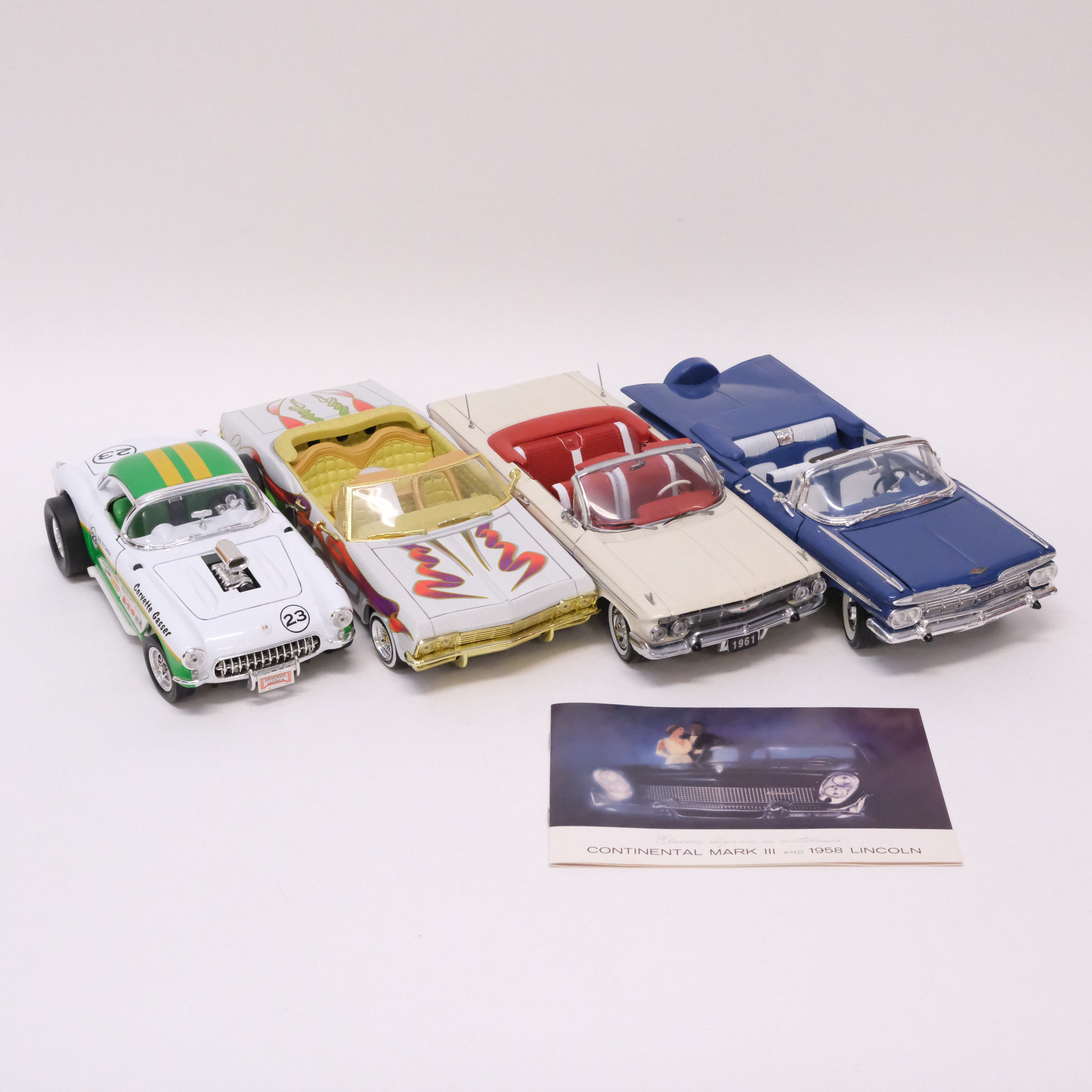 FYRA MODELLBILAR. SUN STAR, ROAD TOUGH, MATTEL/HOTWHEELS OCH ROAD SIGNATURE MODELS. SKALA 1:18.