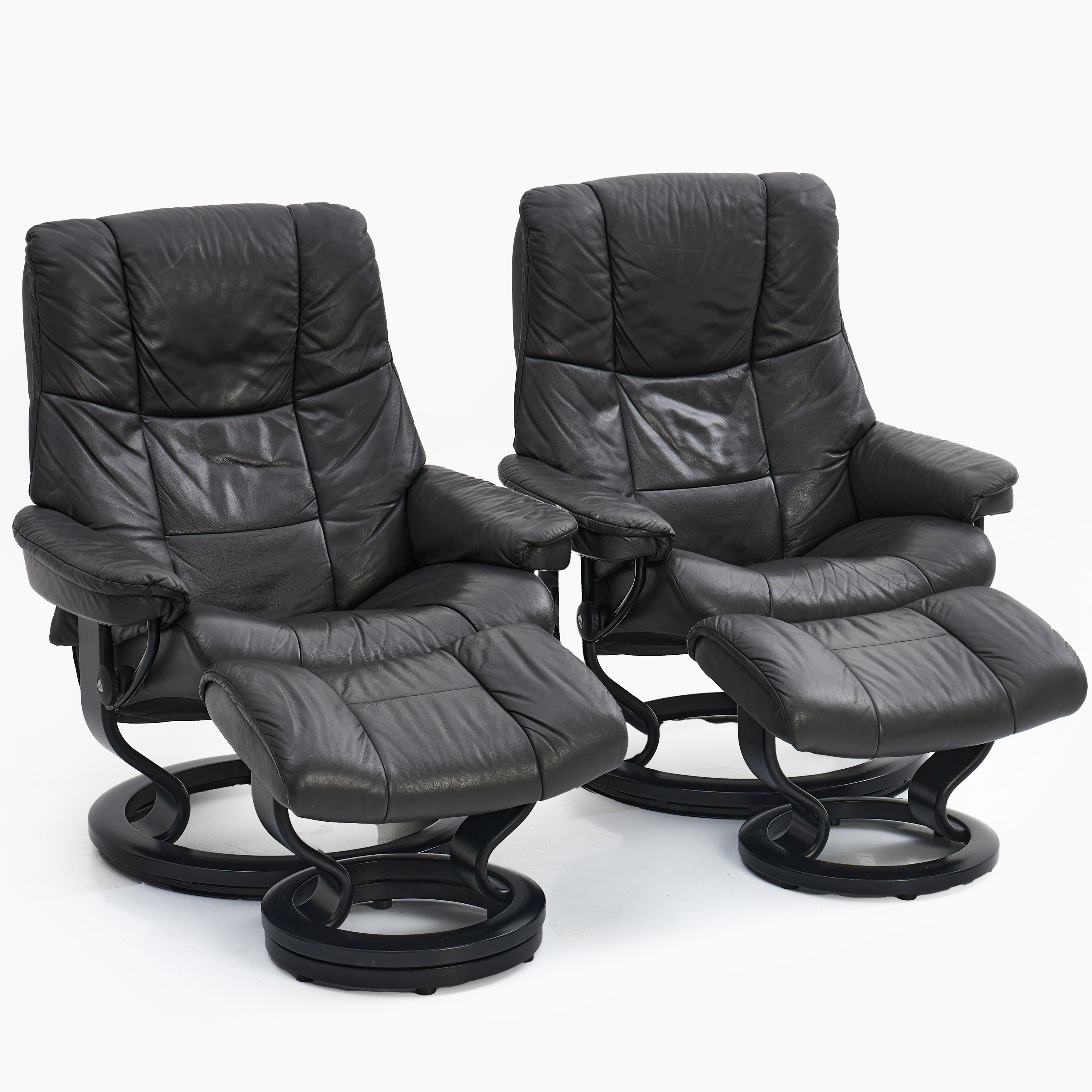 FÅTÖLJER med FOTPALLAR, ett par, "Stressless", Ekornes, Norge.
