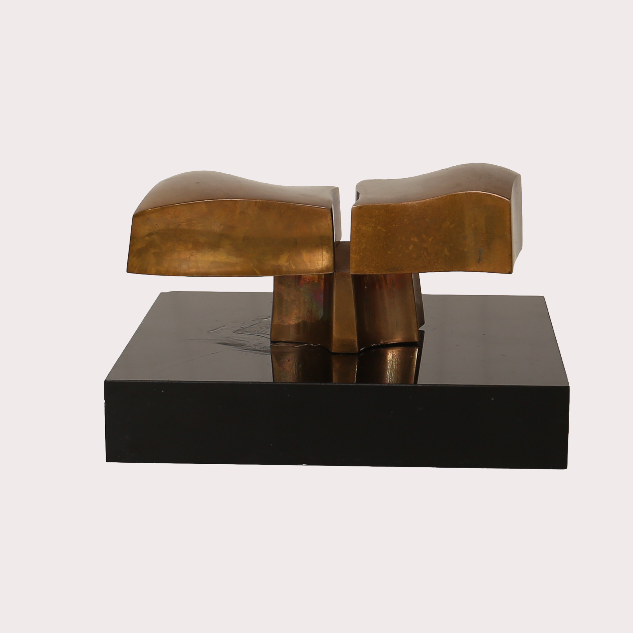 JOSÉ LUIS SANCHES. SKULPTUR, MÄSSING. signerad, numrerad.
