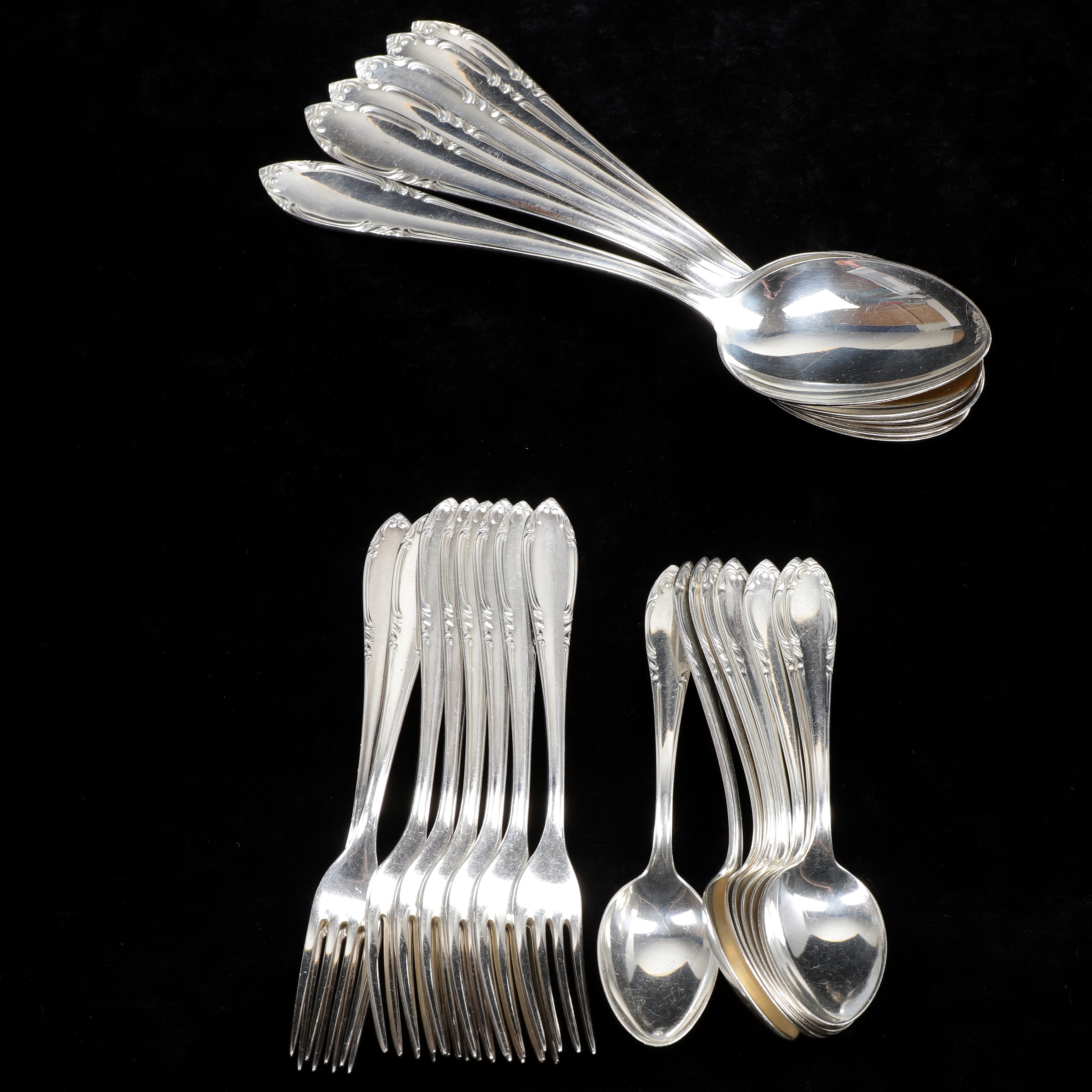 BESTICK, 22 st, silver, "Slottsbarock", vikt 761 gram.
