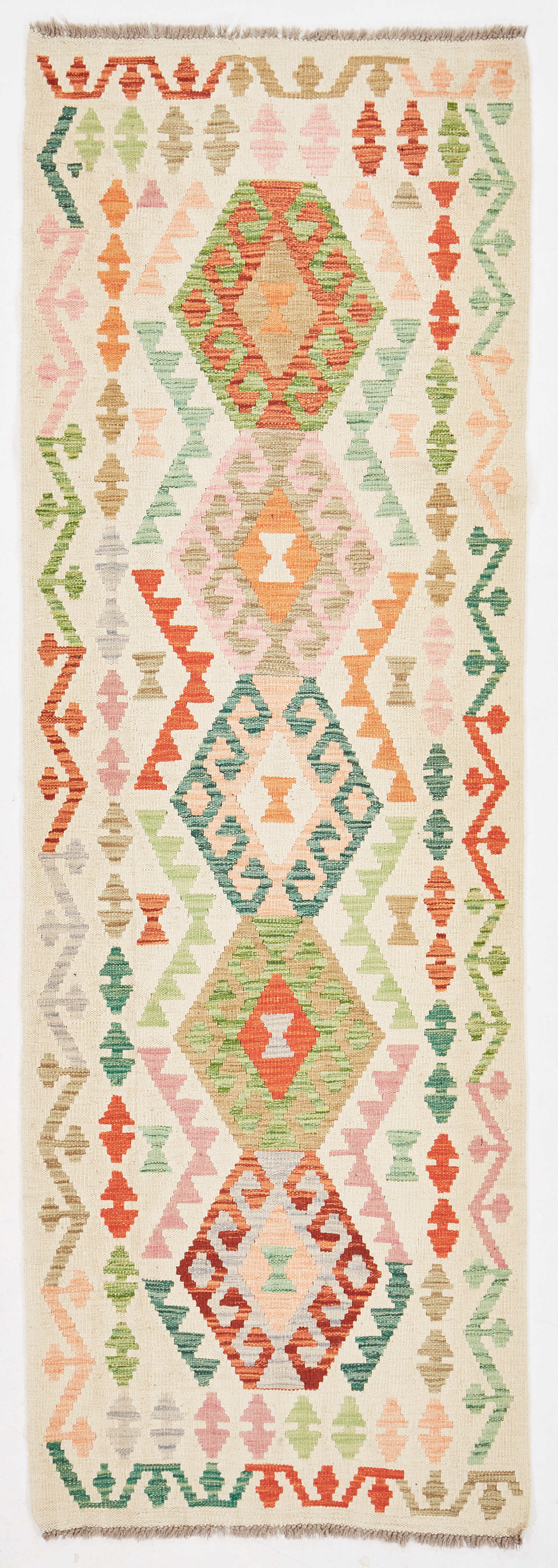 MATTA, "Kelim", galleri, ca 248 x 84 cm.