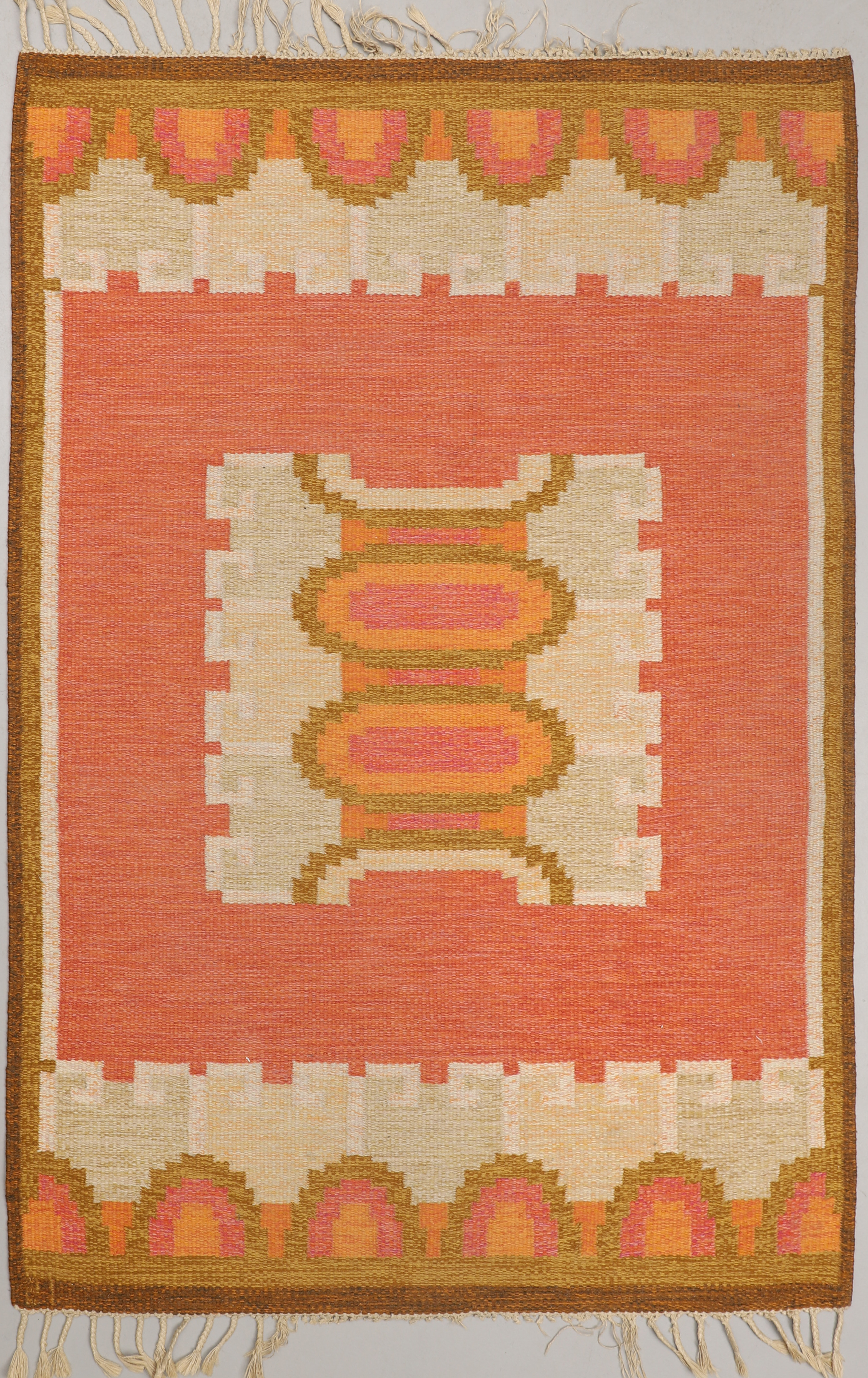 INGEGERD SILOW. MATTA, rölakan. Signerad. Ca 205x138 cm.