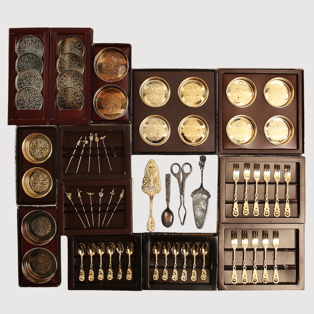 PARTI DIVERSE BRICKOR, BESTICK MM, Scandia guld, 13 paket.
