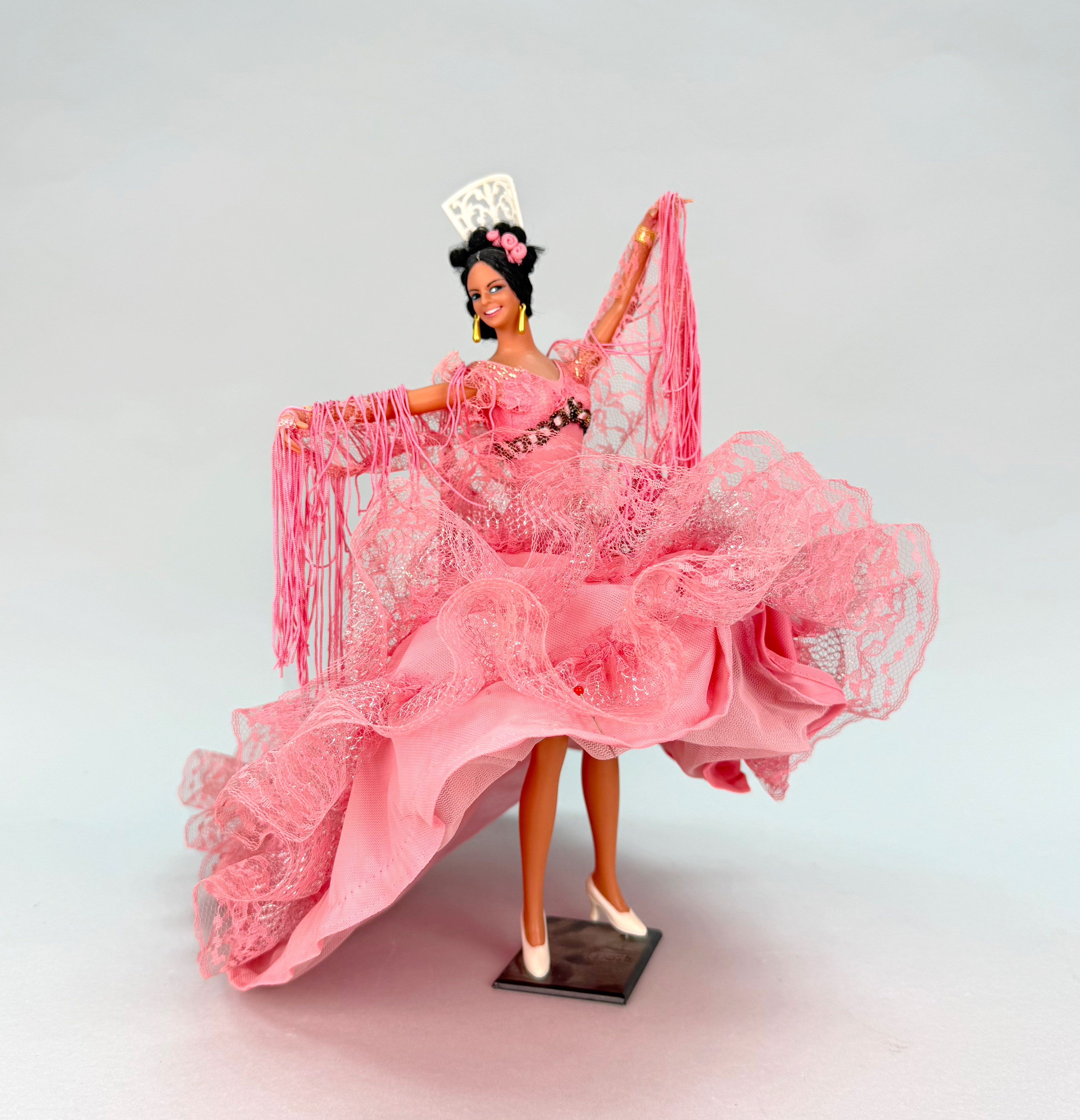 SAMLARDOCKA - flamencodansös rosa, Spanien 1960/70-tal.