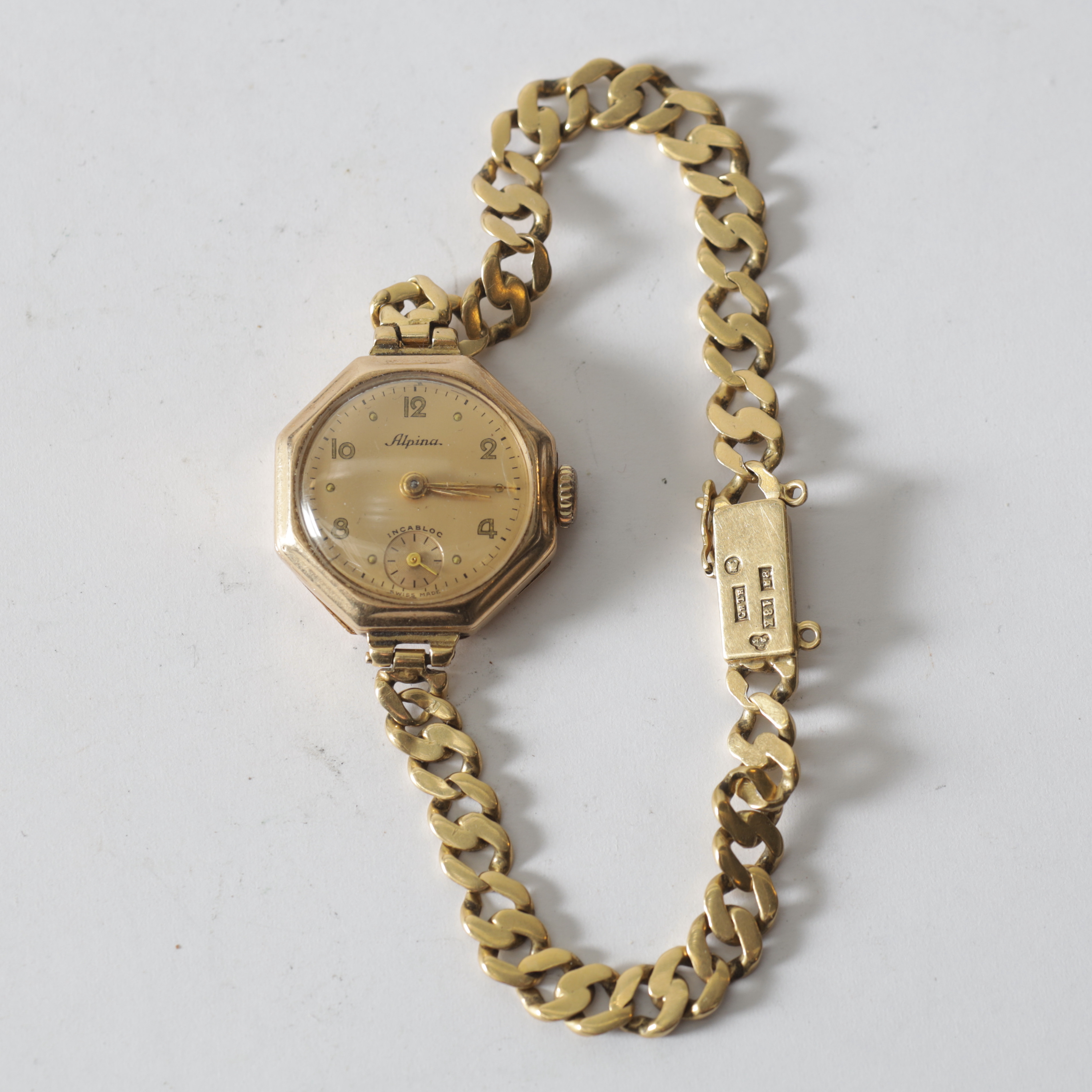ARMBANDSUR, boett i 14K & armband i 18K guld, Alpina, Incabloc. Totalvikt ca 18,9 gram.