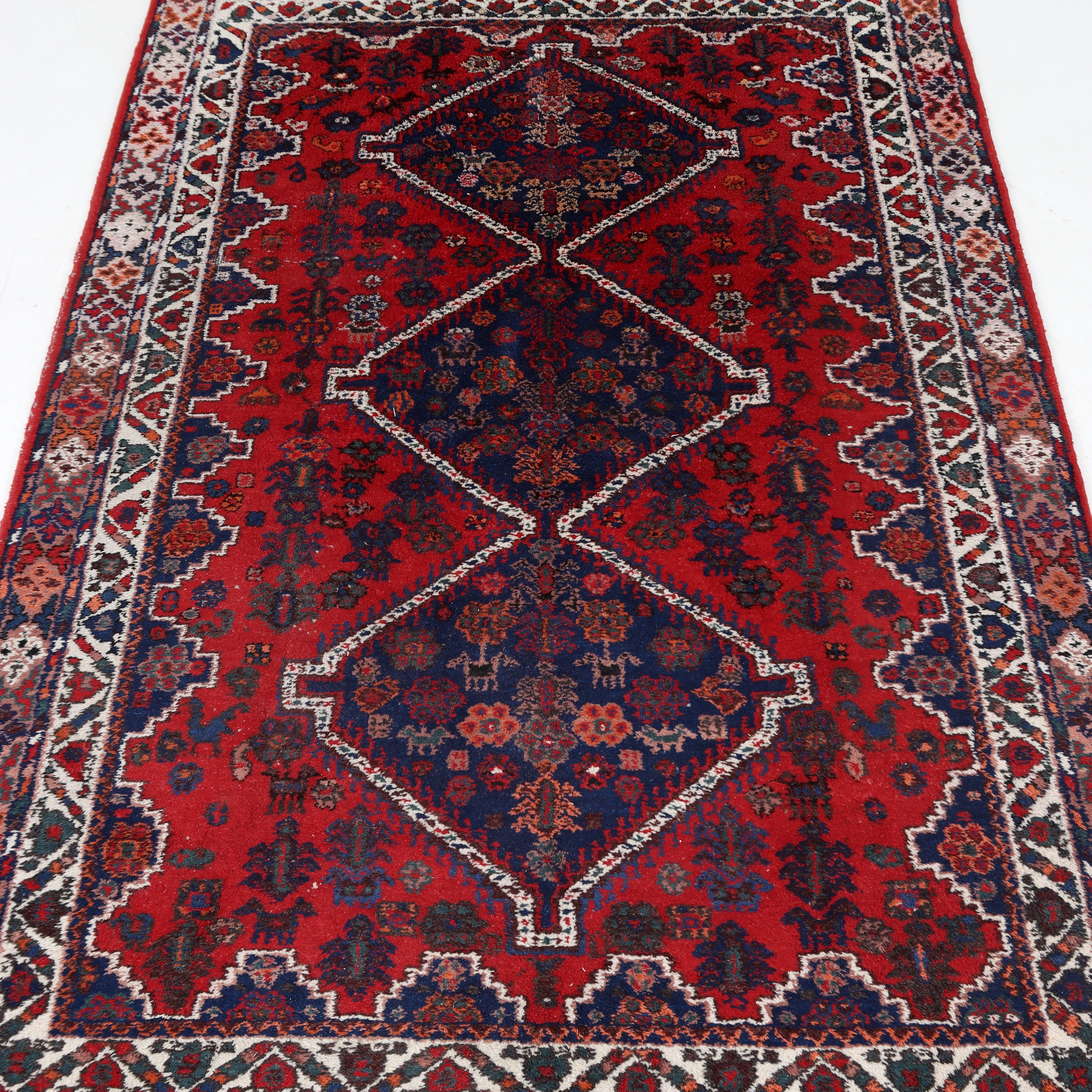 MATTA, Shiraz, Persien. 291 x 194 cm.