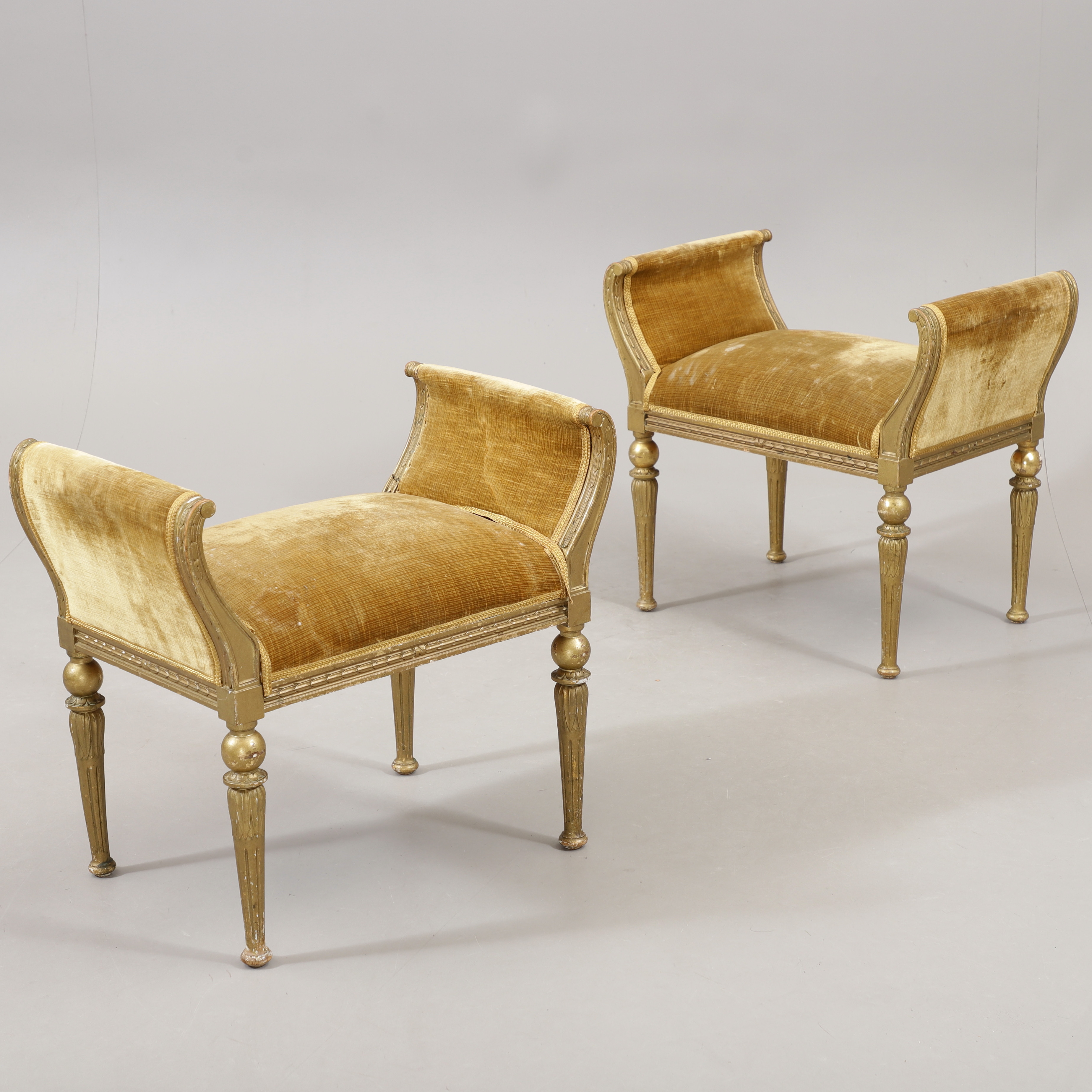 TABURETTER, ett par, empirstil, E. Pettersson Möbleringsaffär, Gefle, 1800/1900-tal.