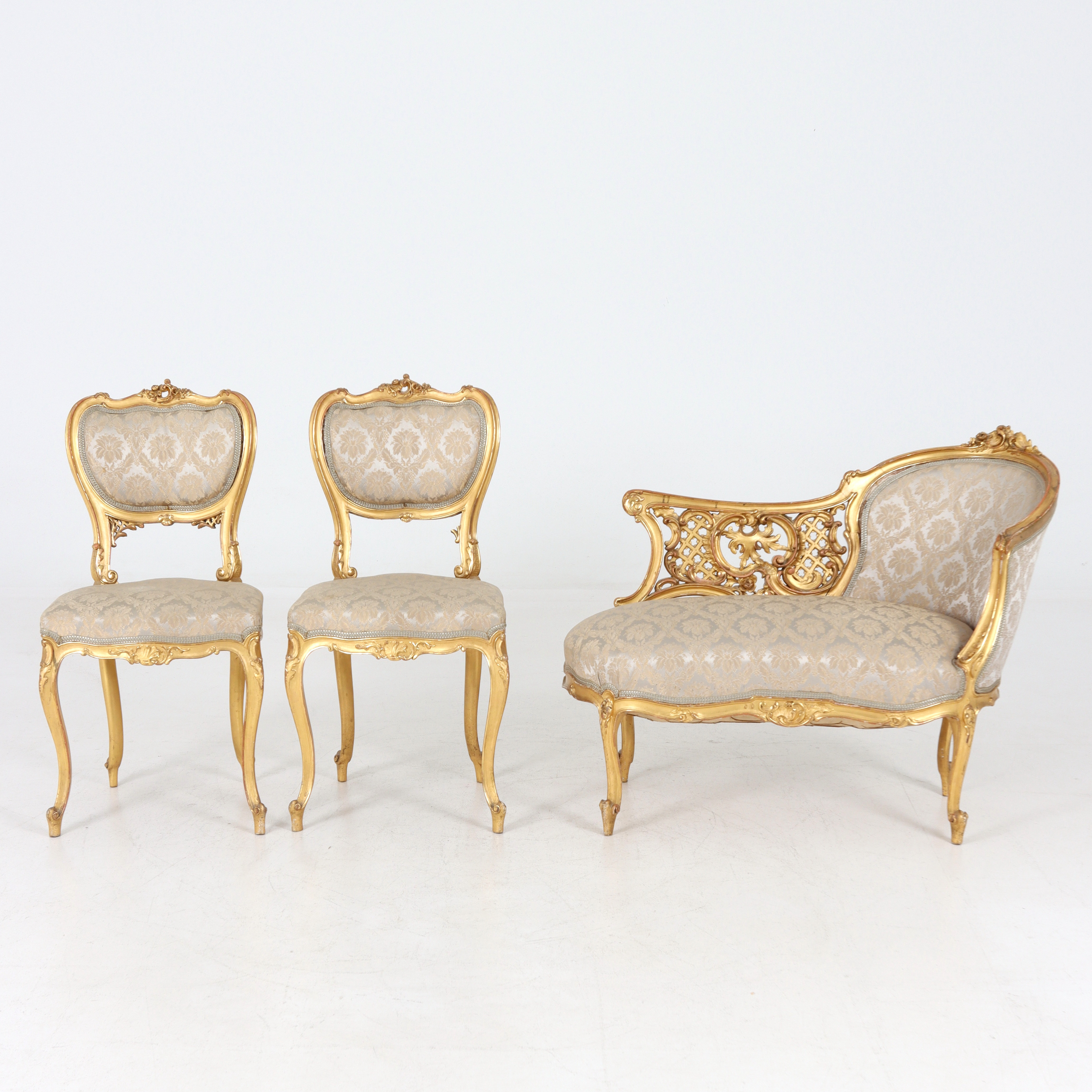 SCHÄSLONG och STOLAR, 3 delar, Louis XVI stil, Myrstedt & Sterns AB, 1900-tal.