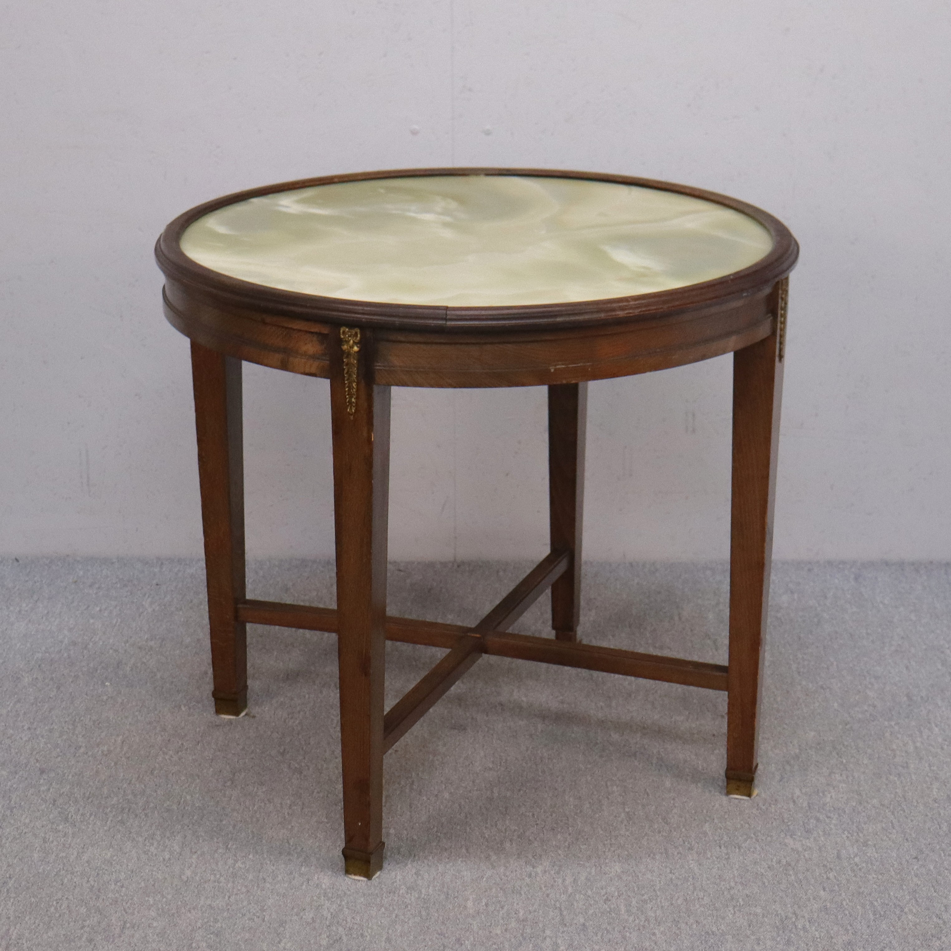 BORD, gustaviansk stil med alabasterskiva, 1900-tal.