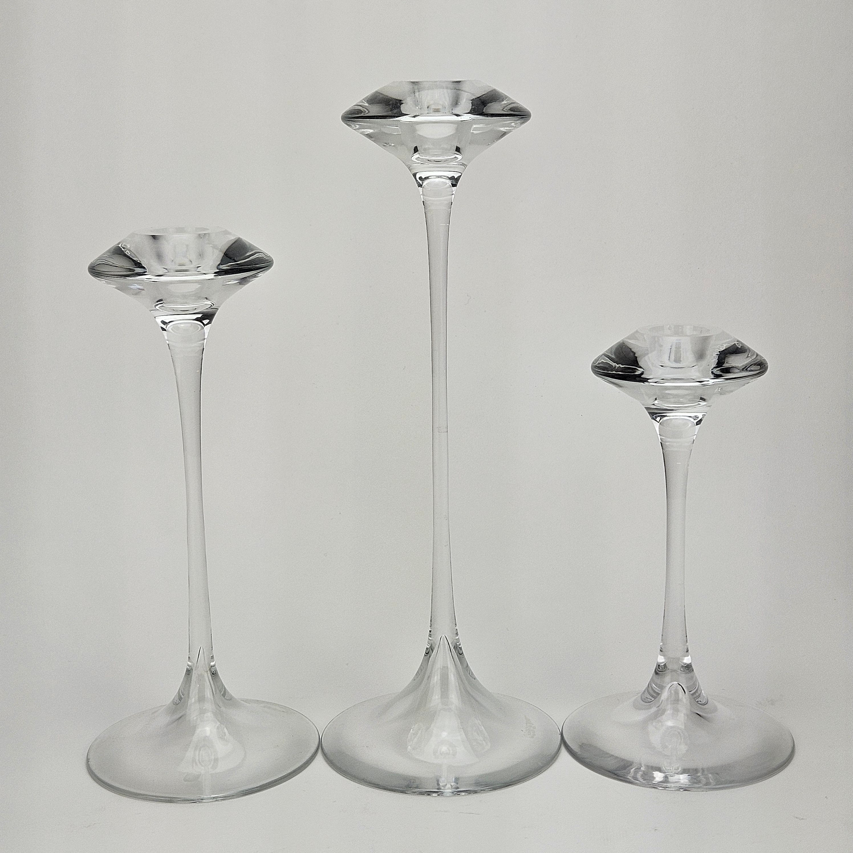 KJELL ENGMAN. Ljusstakar, 3 st, glas, "Fanfar", Kosta Boda.