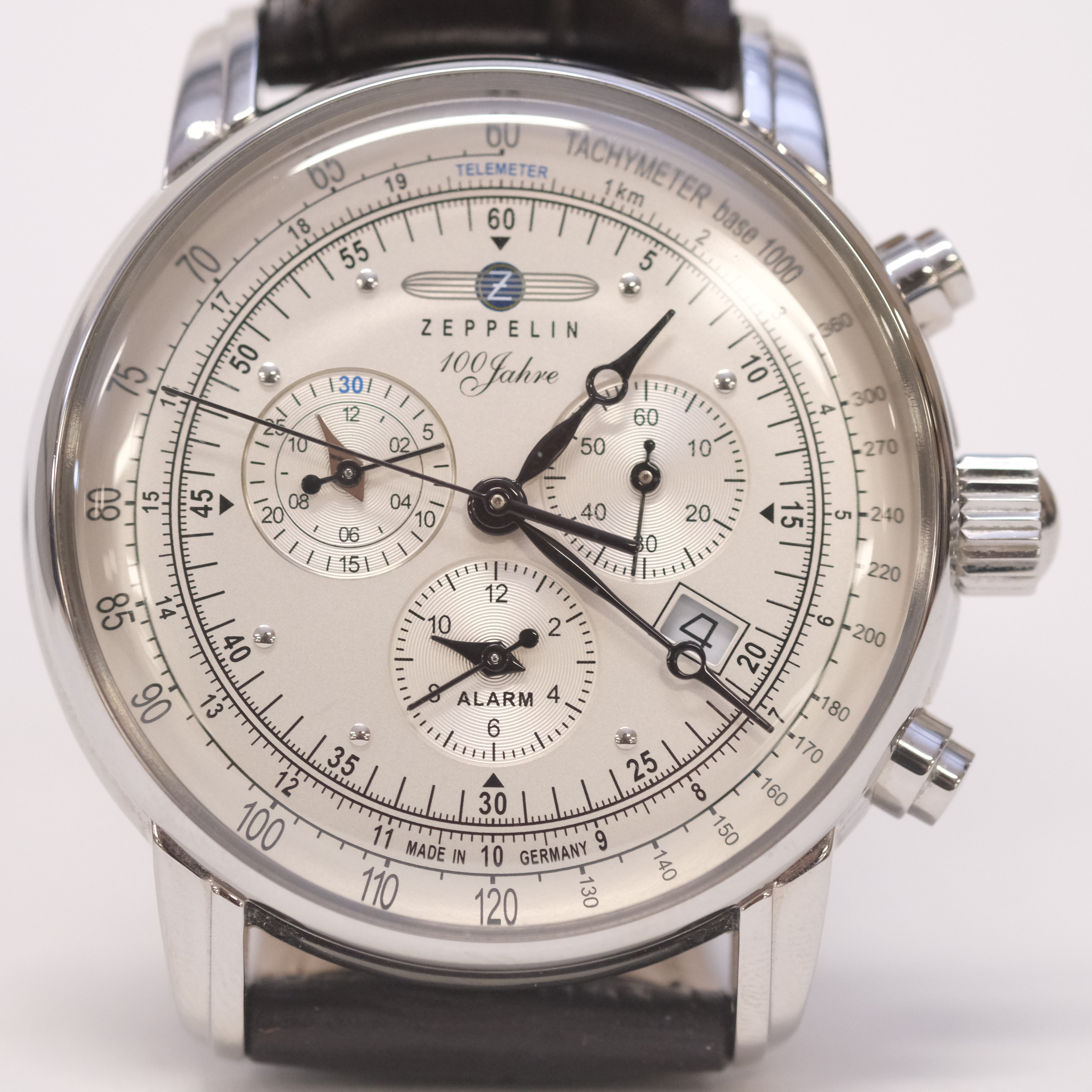 ARMBANDSUR, ZEPPELIN 100 JAHRE, CHRONOGRAPH, QUARTZ.