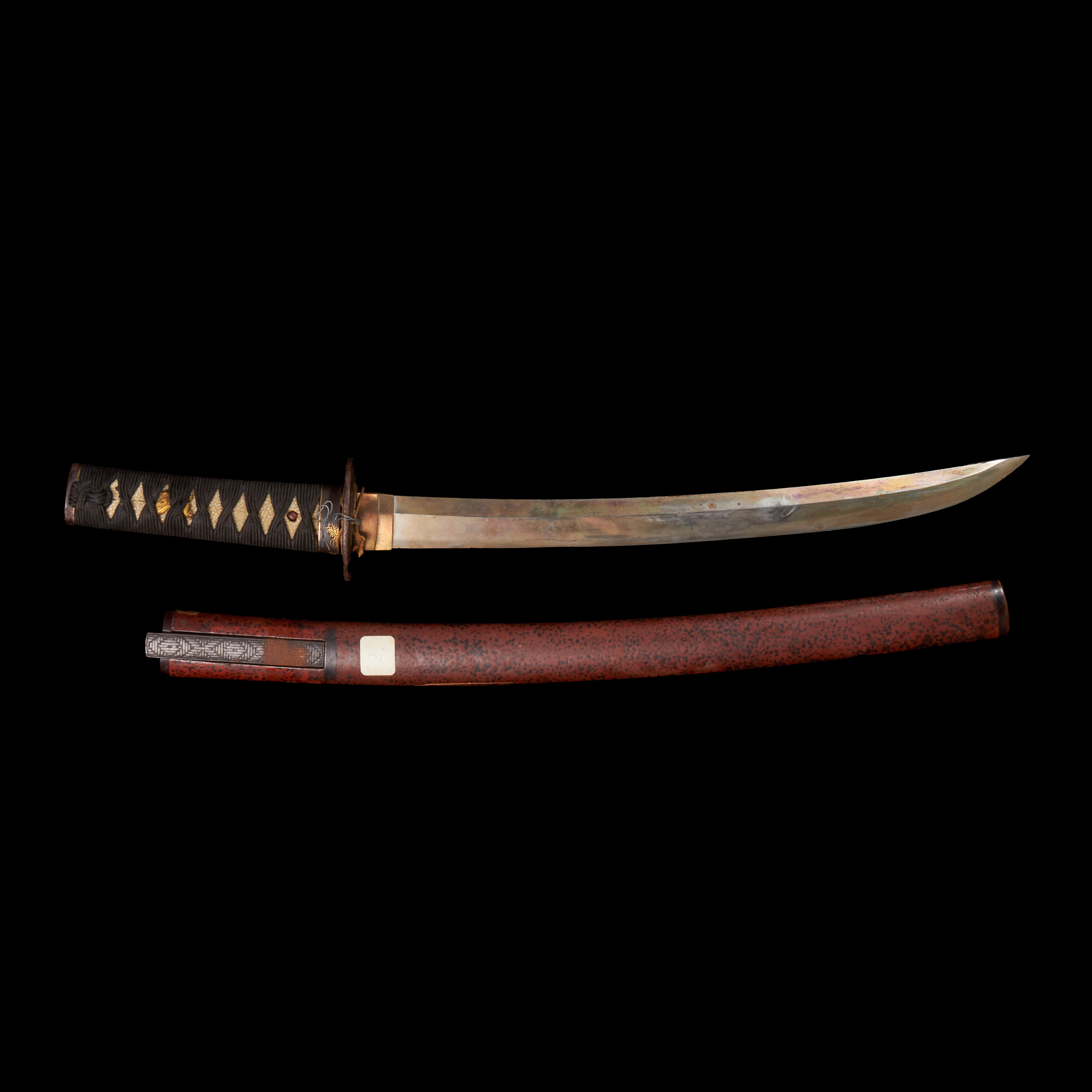 WAKIZASHI. japansk, Edo (1603–1867), mumei, shirasaya med kozuka och kogai, kozuka med mei.