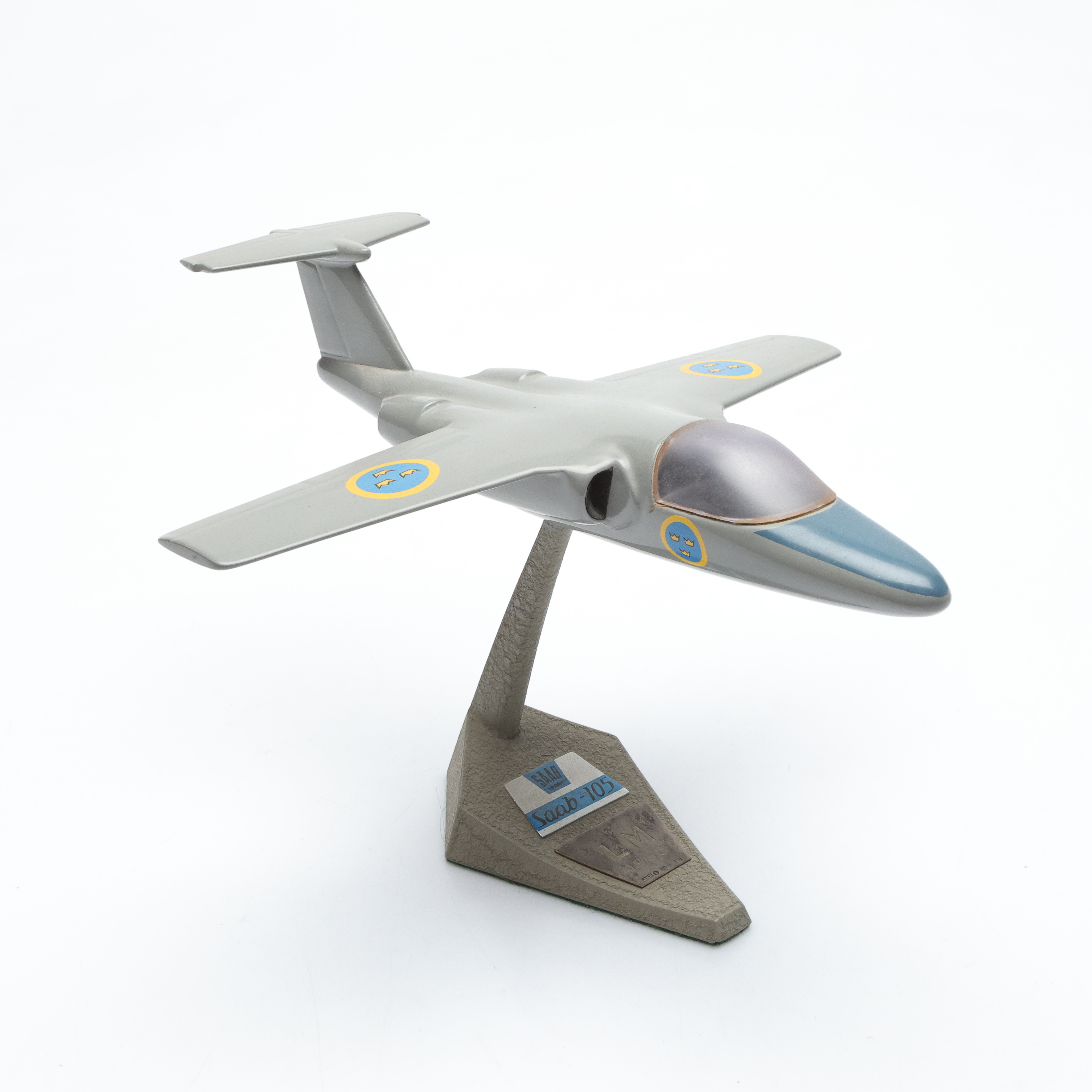 MODELLFLYGPLAN, Saab 105, silverplakett, daterad 1968.
