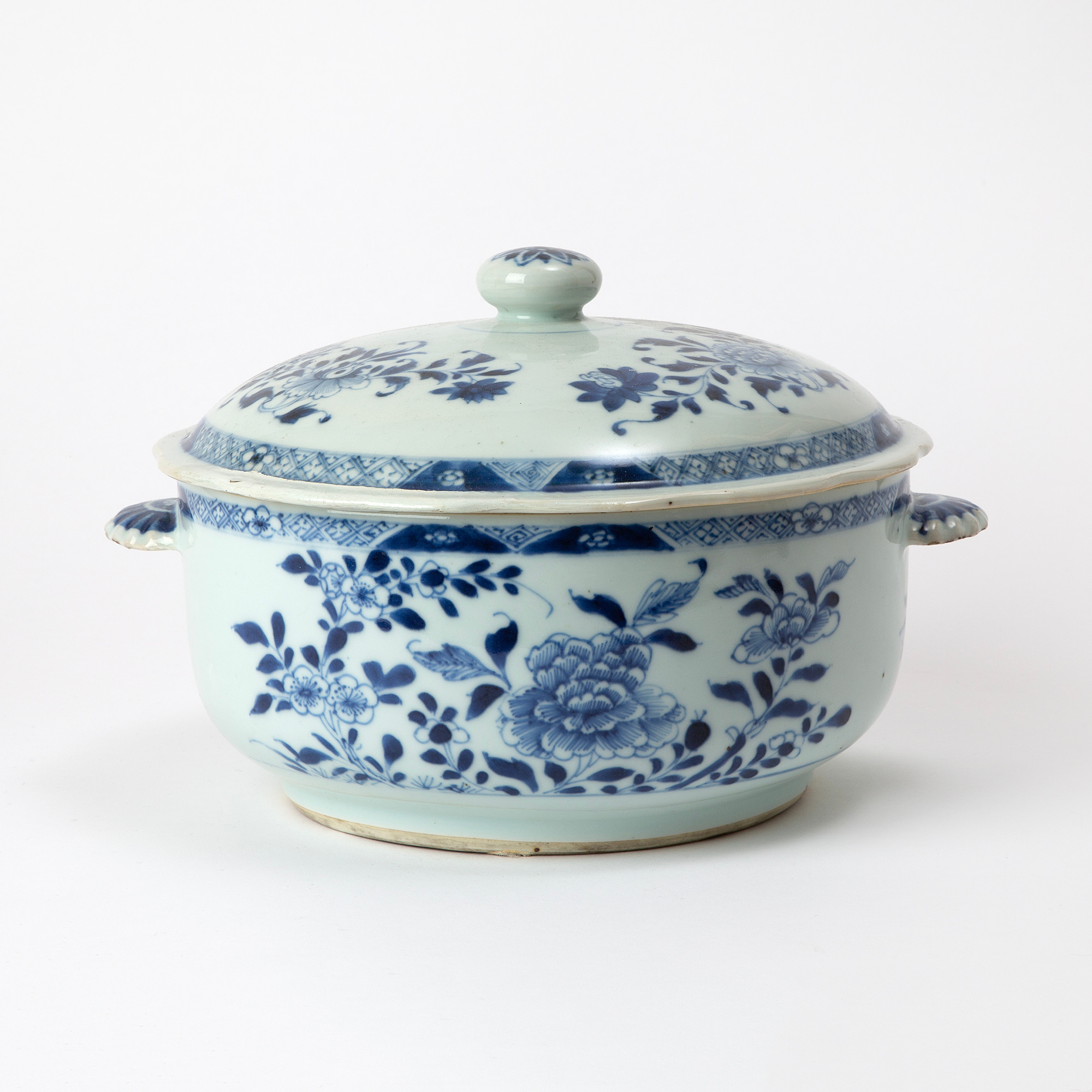 TERRIN, porslin, Kina, 1800-tal.