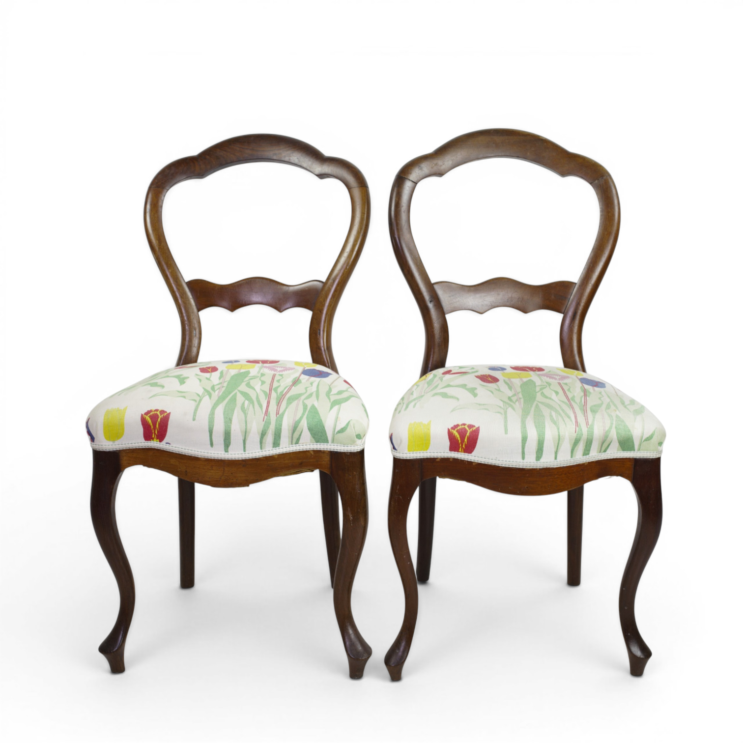 STOLAR, ett par, rokokostil, sits klädd med "Tulpan", Josef Frank, 1900-tal.