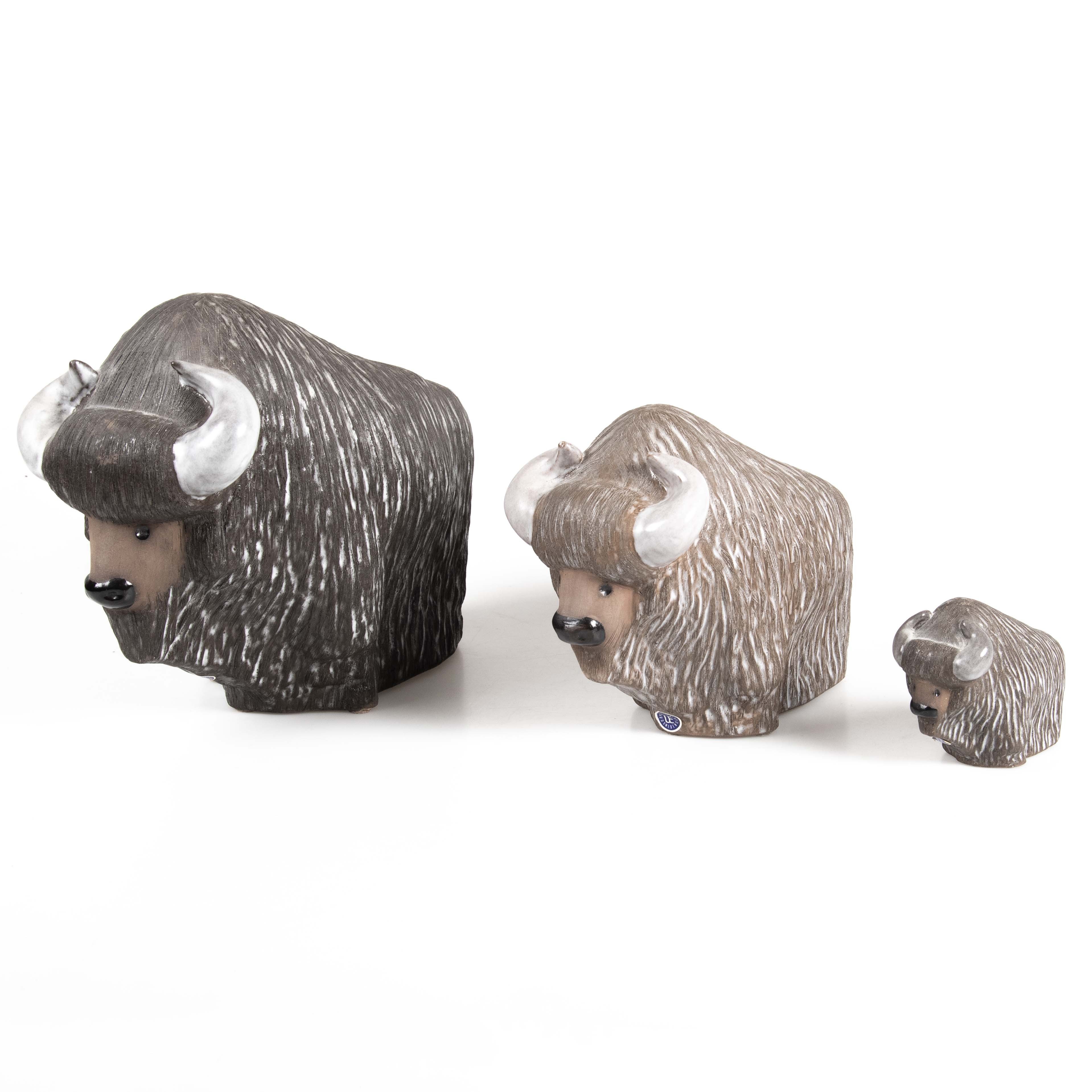 GÖRAN ANDERSSON. "Bisonoxe", Upsala-Ekeby, 1963-73. 3 stycken.