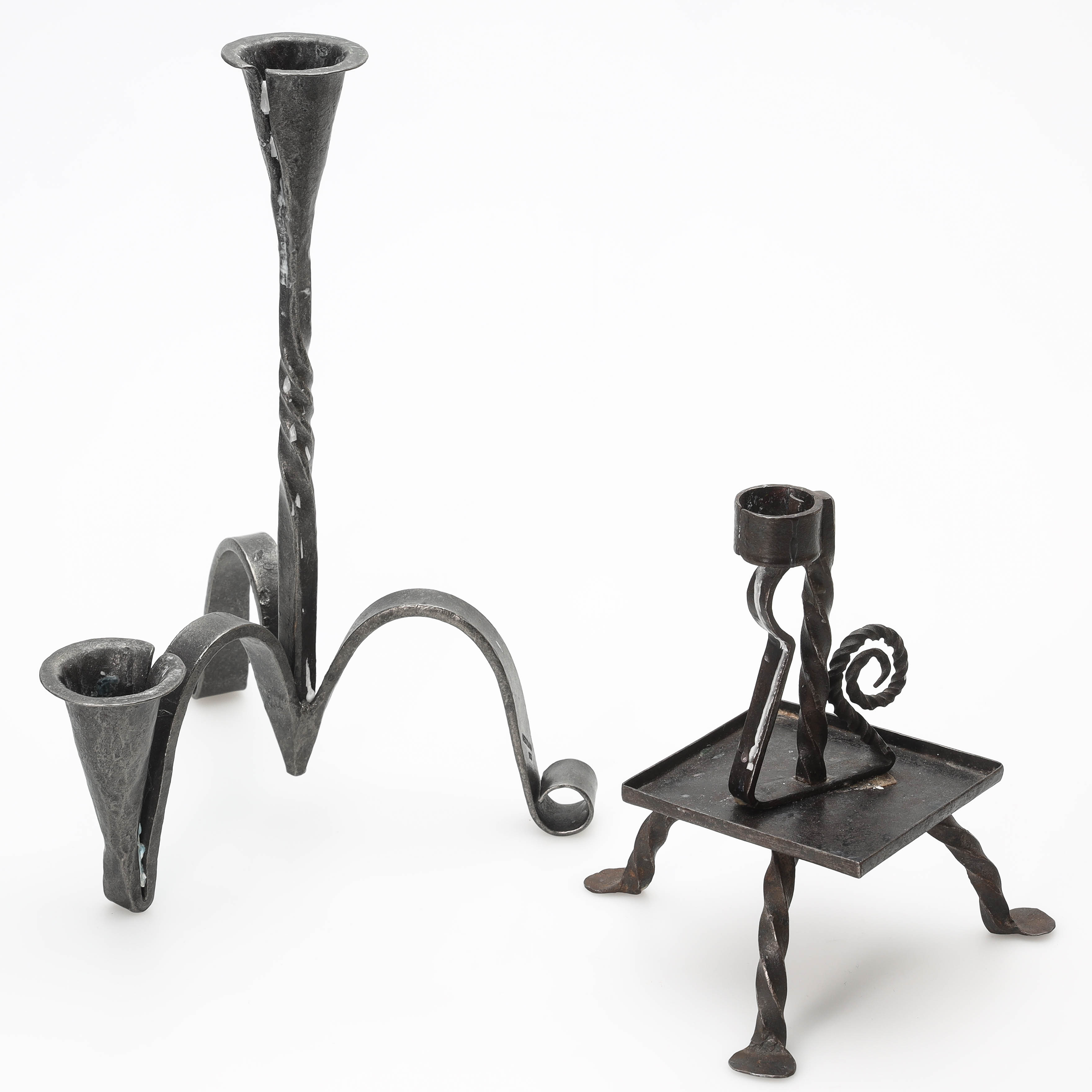 LJUSSTAKAR, 2 delar, Westling samt klämljusstake, 1900-tal.