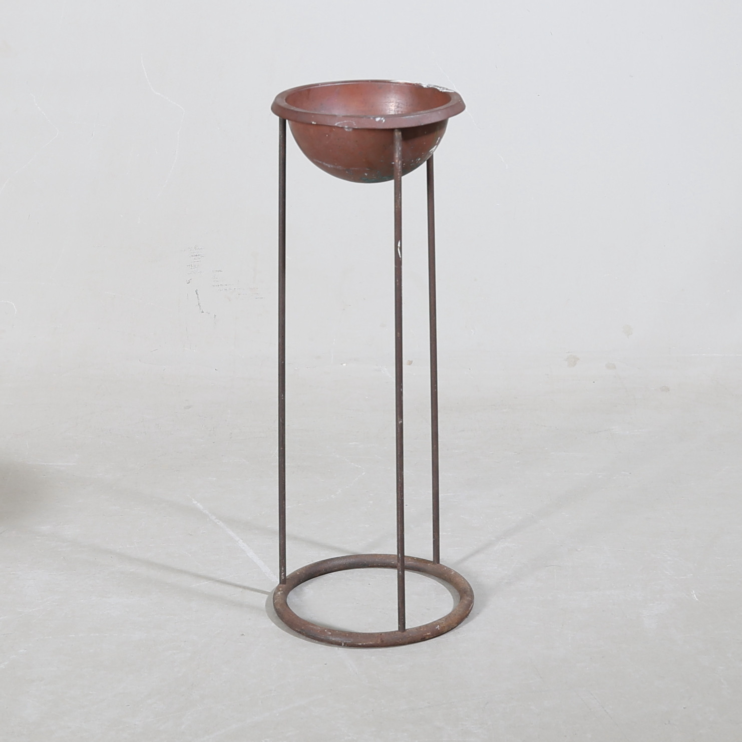 HANS-AGNE JAKOBSSON. golvaskkopp, koppar & smide, Markaryd, 1950-/60-tal.