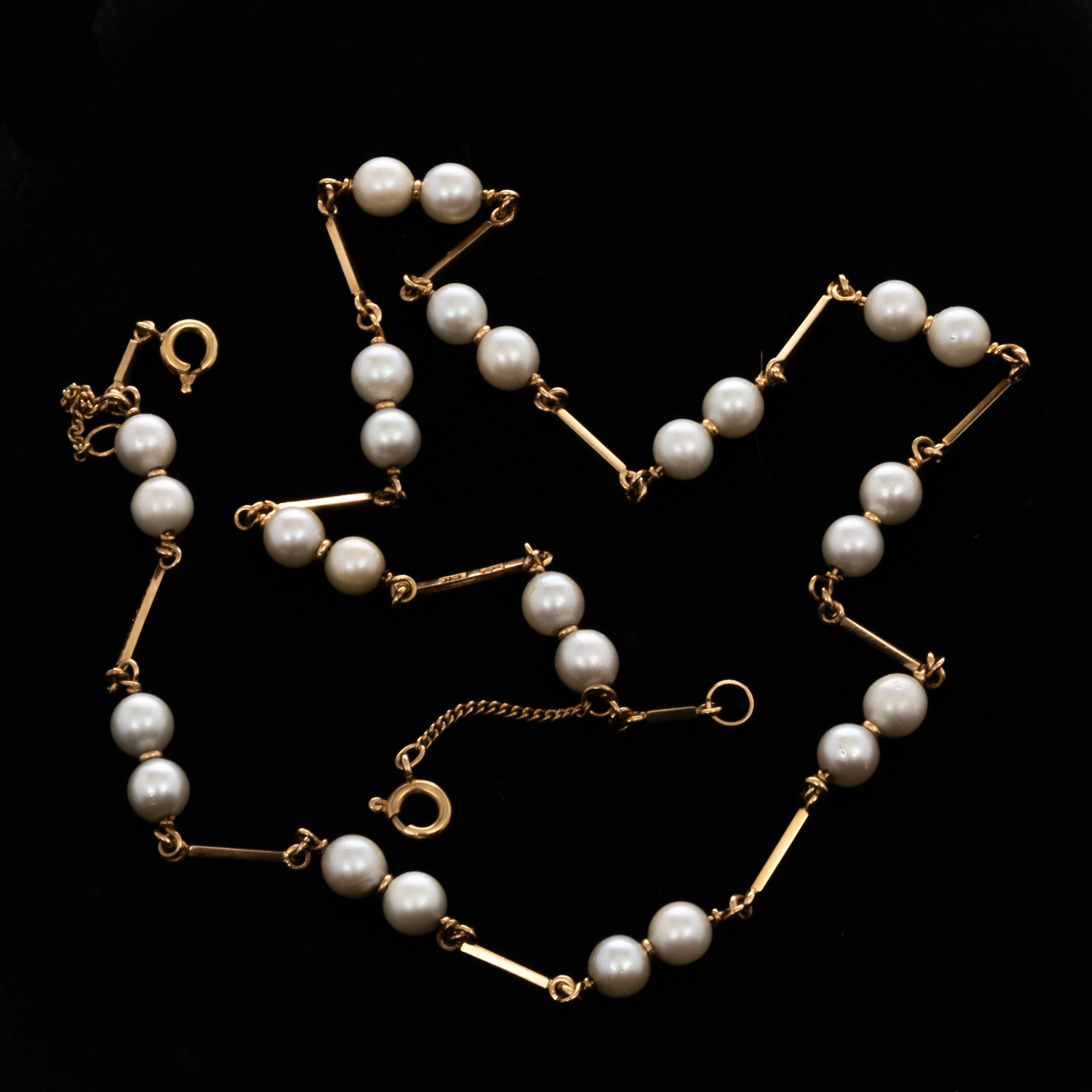 COLLIER, 18K guld, Pärlor.