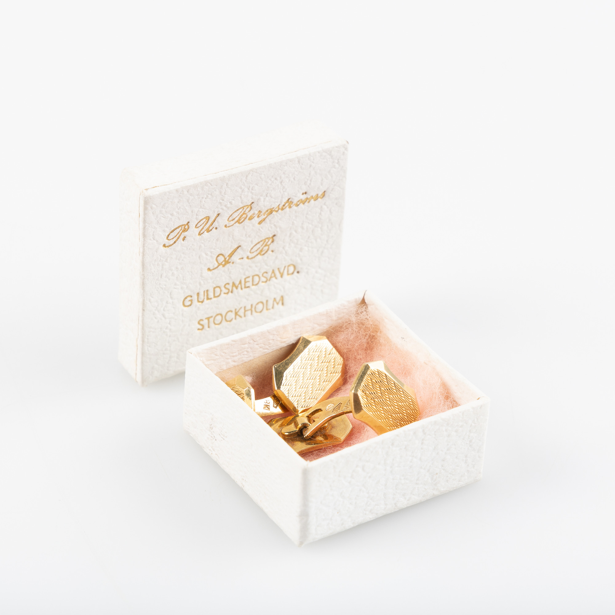 MANSCHETTKNAPPAR, ett par, 18K guld, svenska importstämplar.