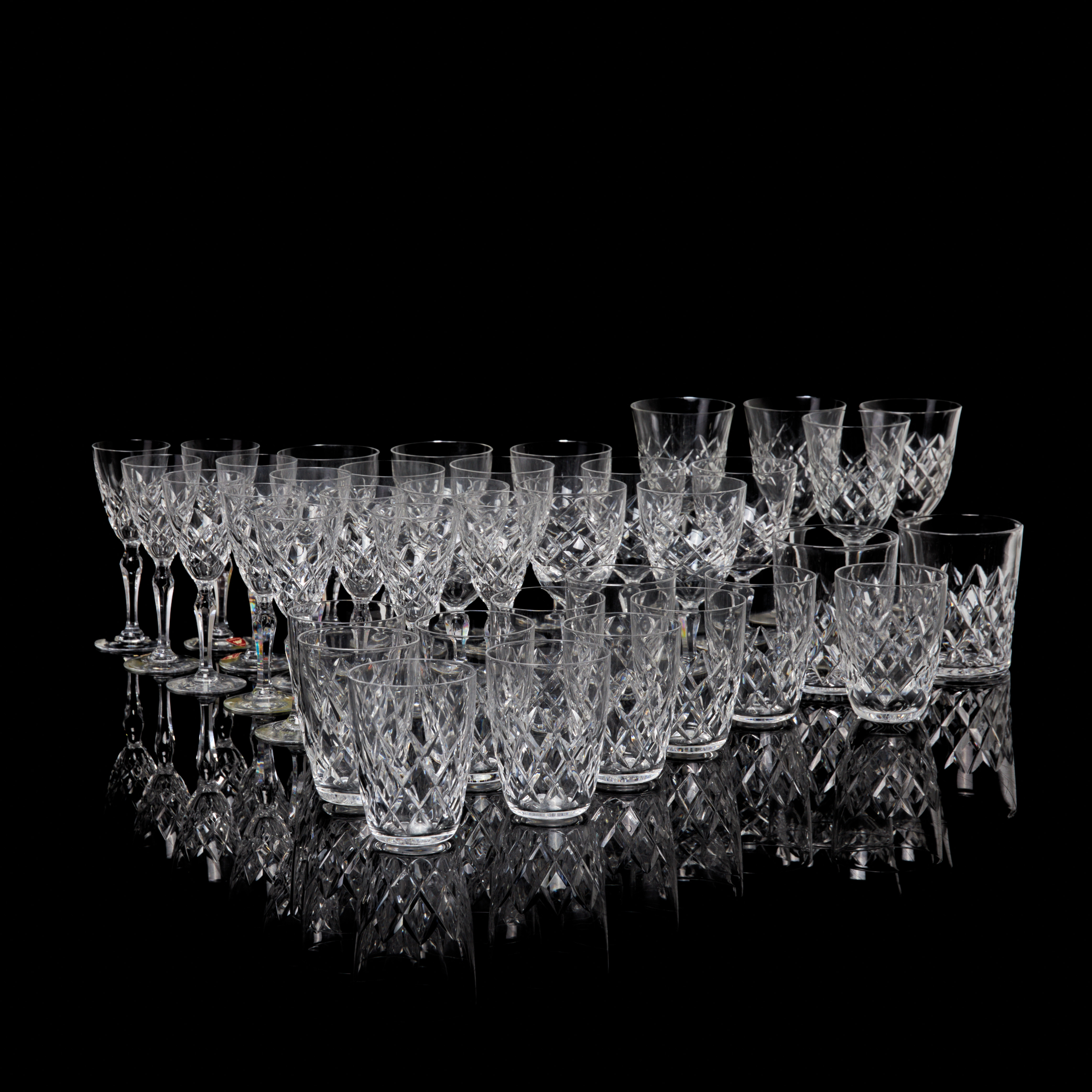 SERVISGLAS. 38 st, "Karolina", Orrefors, slipade, klarglas.