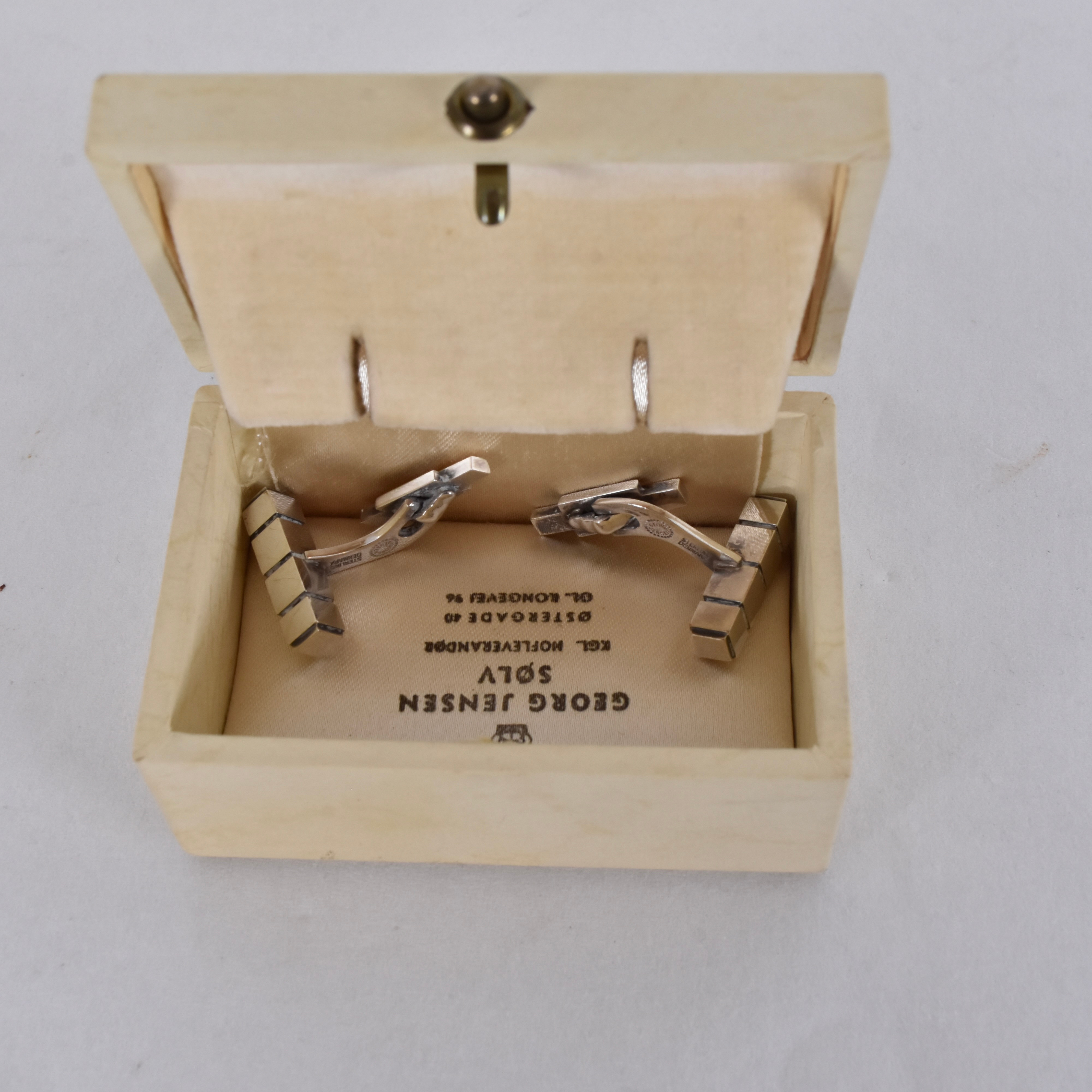 HENRY PILSTRUP. Manchettknappar, 1-par, Sterlingsilver, för Georg Jensen, Danmark.