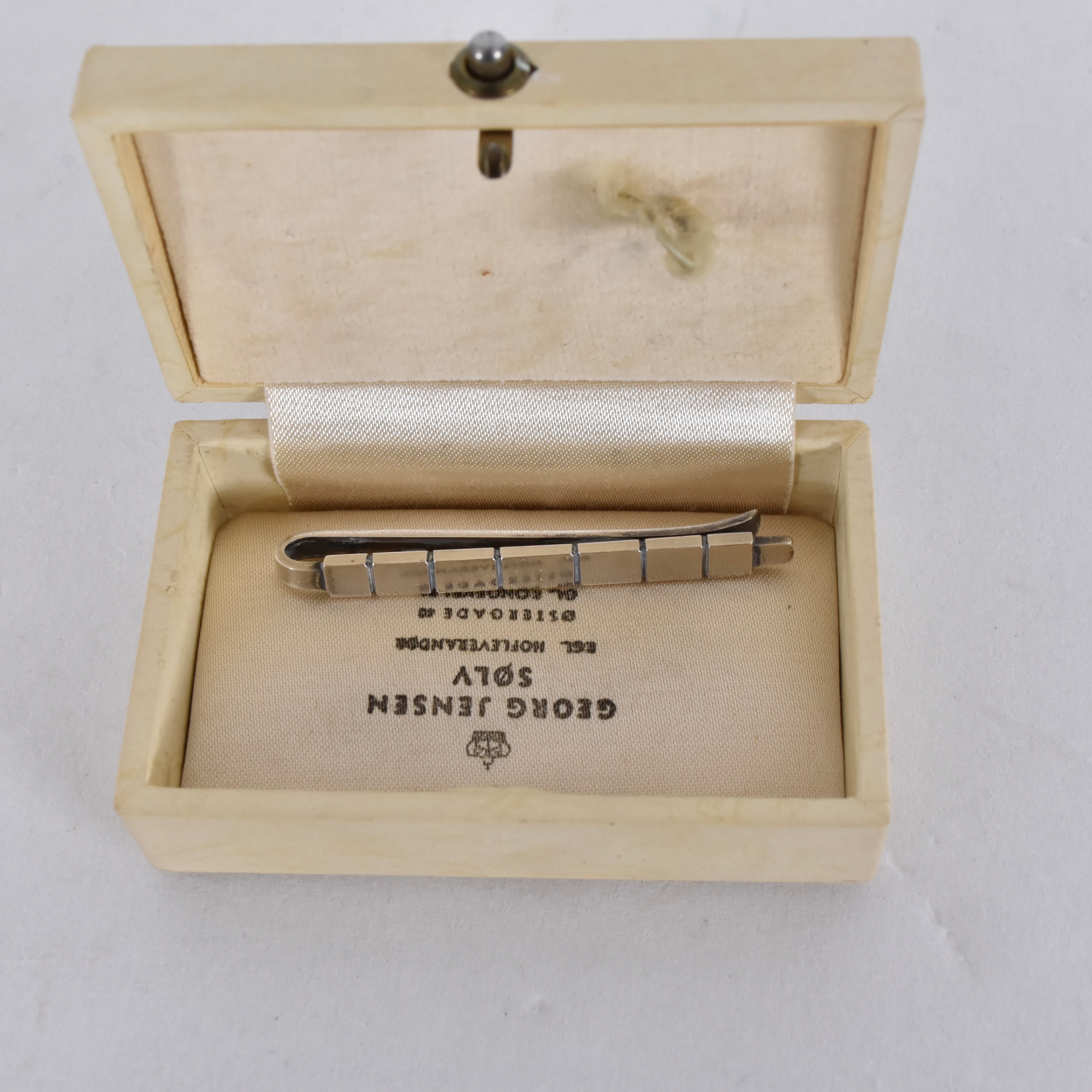 HENRY PILSTRUP. Slipsnål, Sterlingsilver, för Georg Jensen, Danmark.