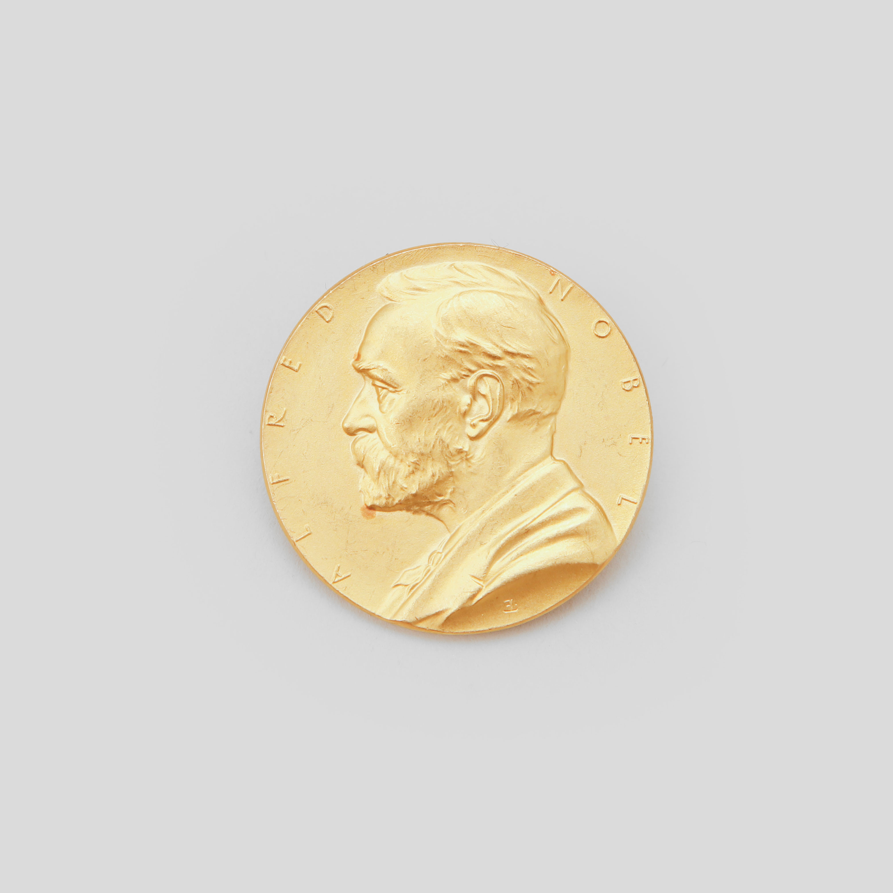 GULDMEDALJ, 23k guld, vikt ca 20 gram.