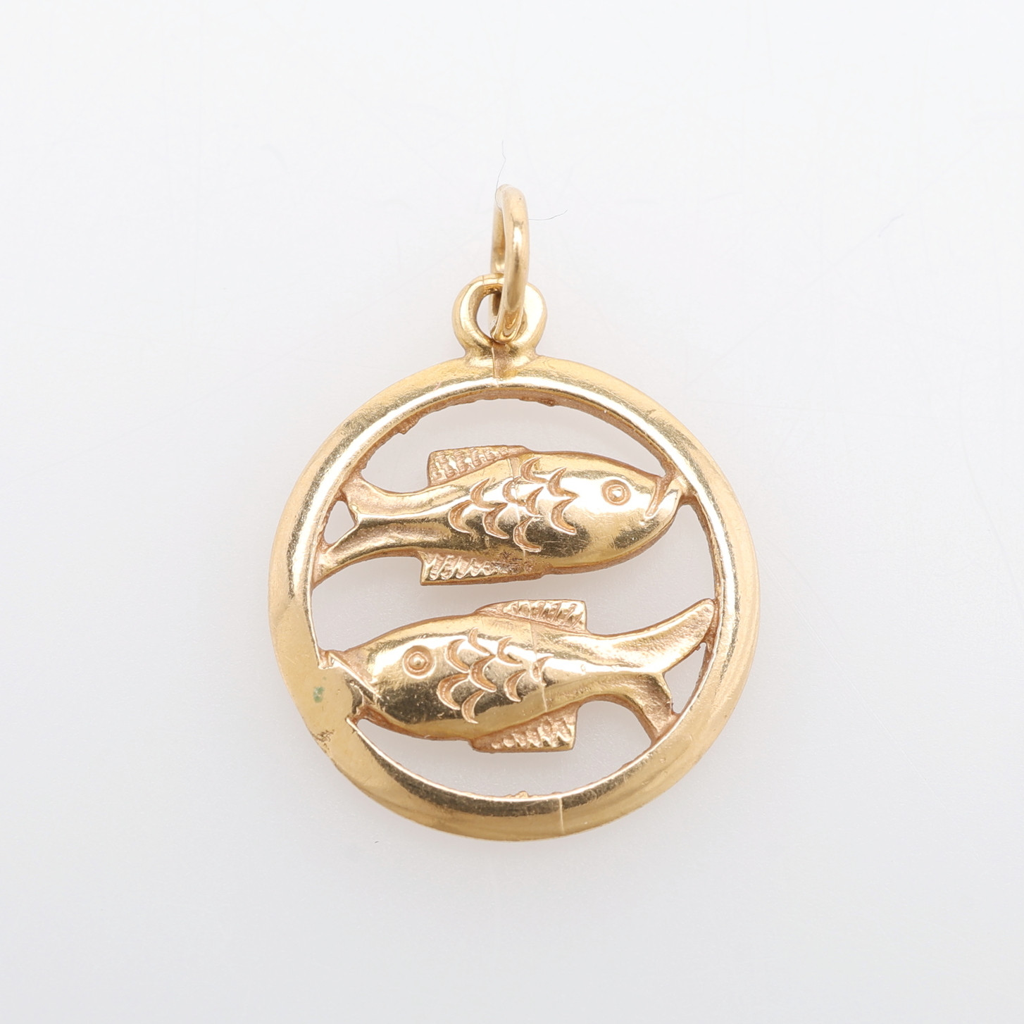HÄNGE, 18K GULD, VIKT CIRKA 2,2 GRAM.
