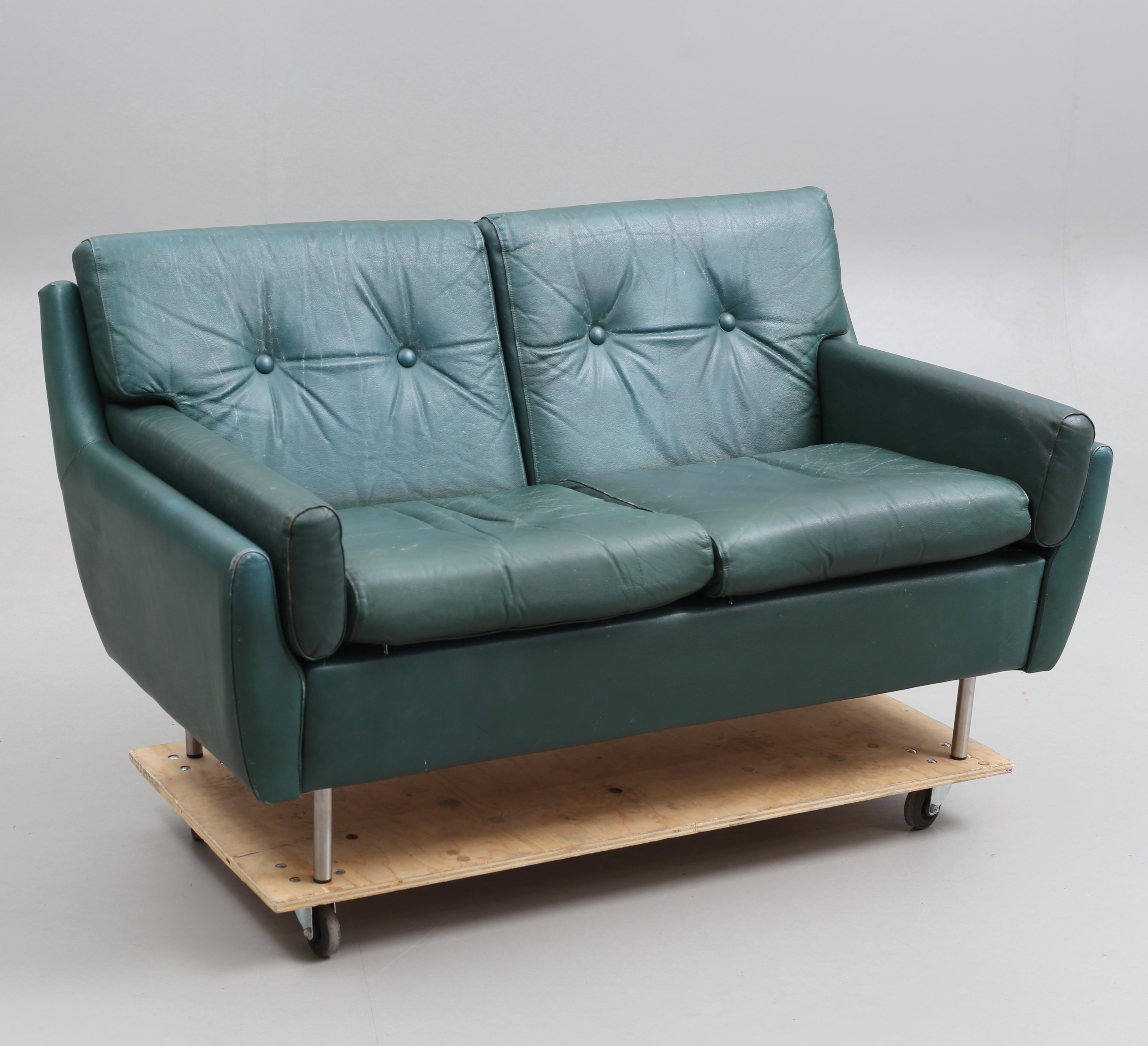 SOFFA, 2-sits, konstkinn, 1900-talets andra hälft.