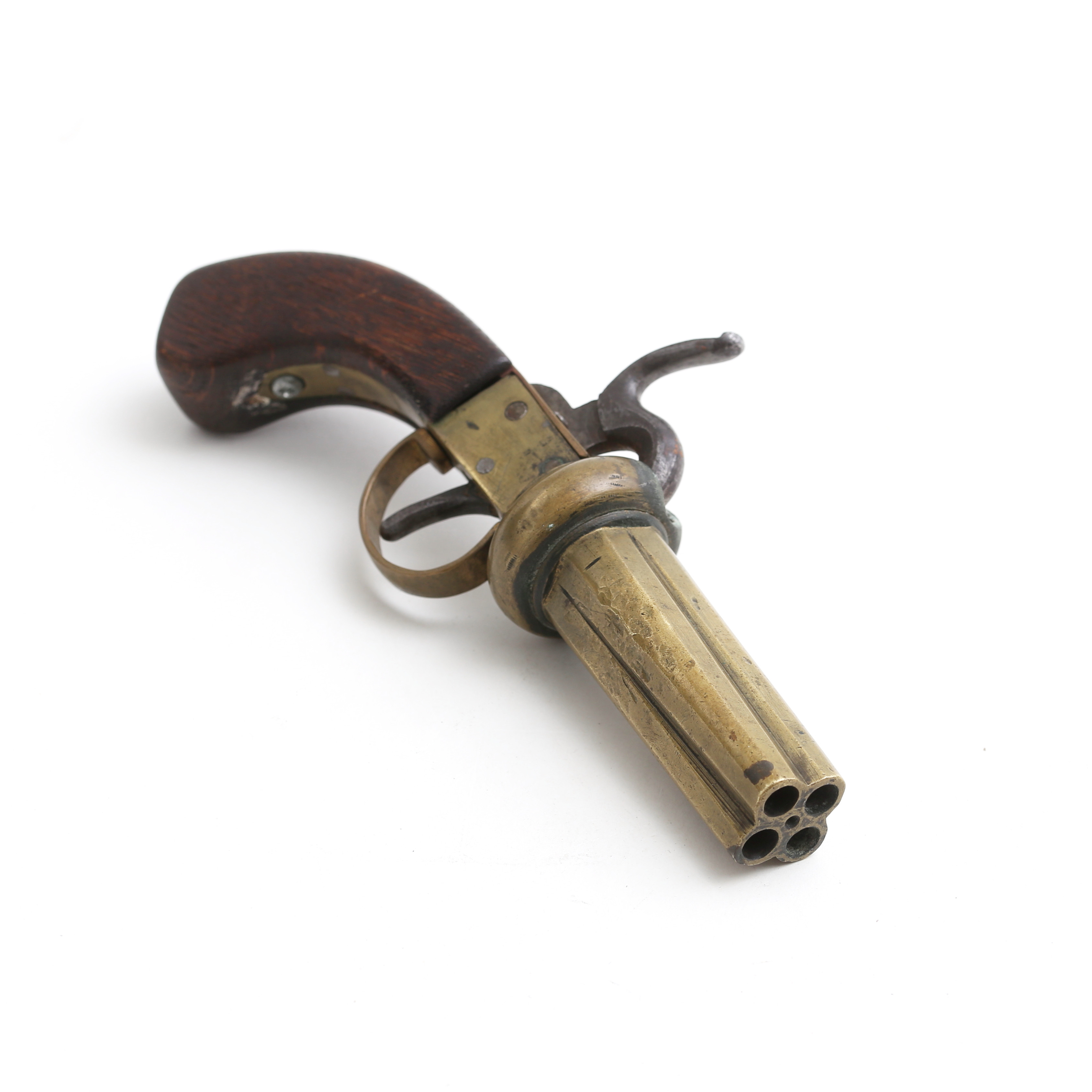 SLAGLÅSREVOLVER, Sverige, s k smålänning, 4 pipig, 1800-tal.