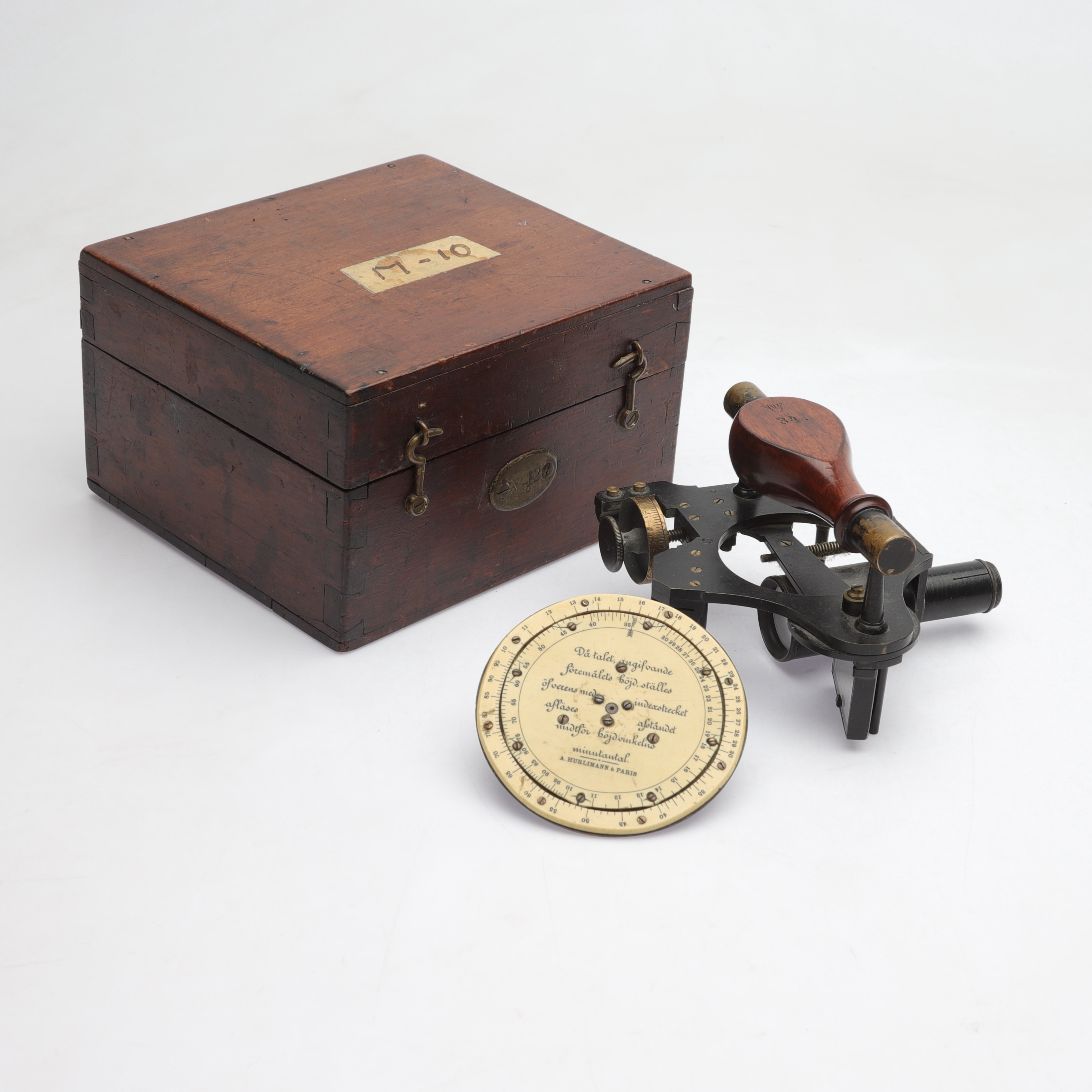 SEXTANT, i trälåda, trä och metall, A. Hurlimann, Paris, omkring 1900.