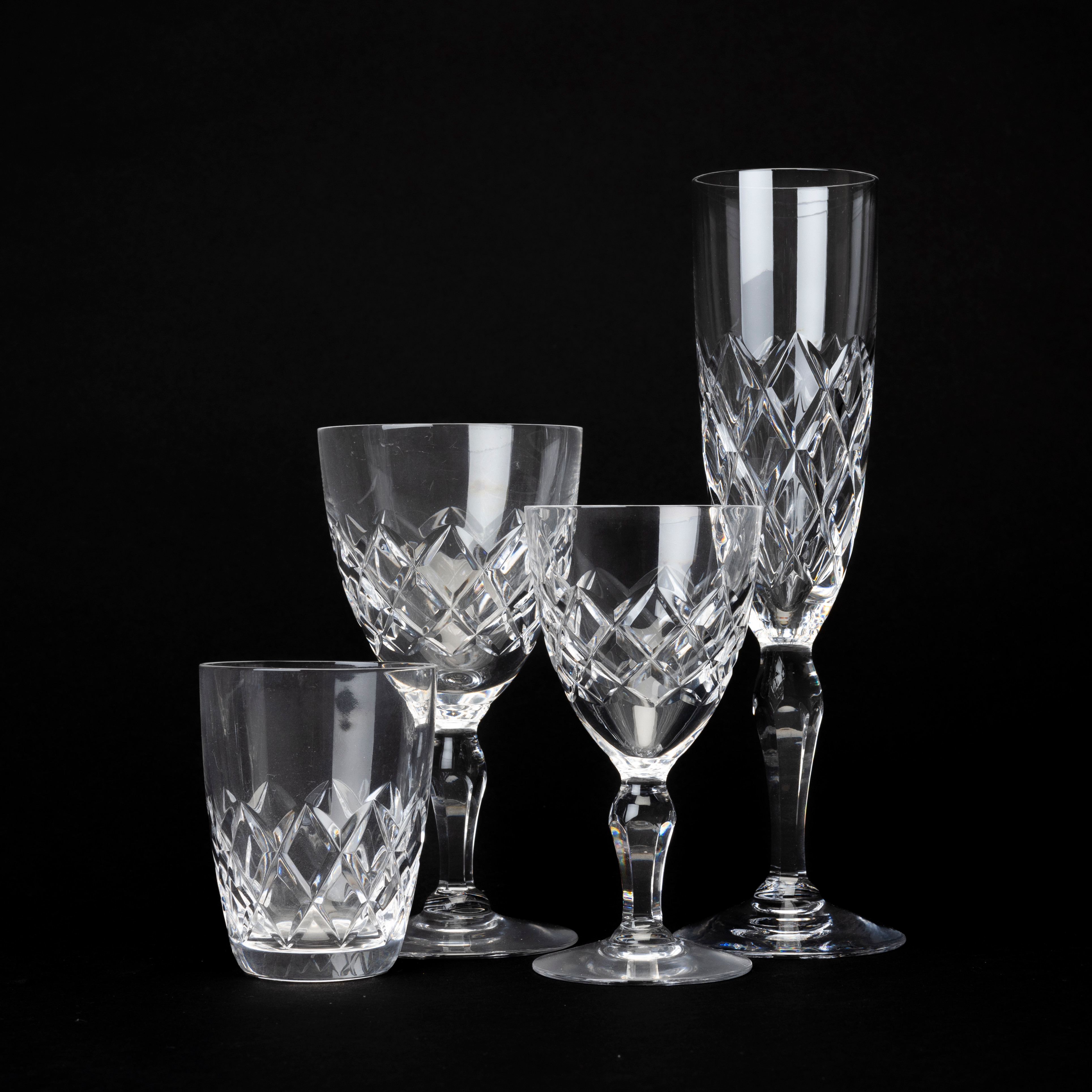GUNNAR CYRÉN. GLASSERVIS, 40 delar, "Karolina", Orrefors, 1900-tal.