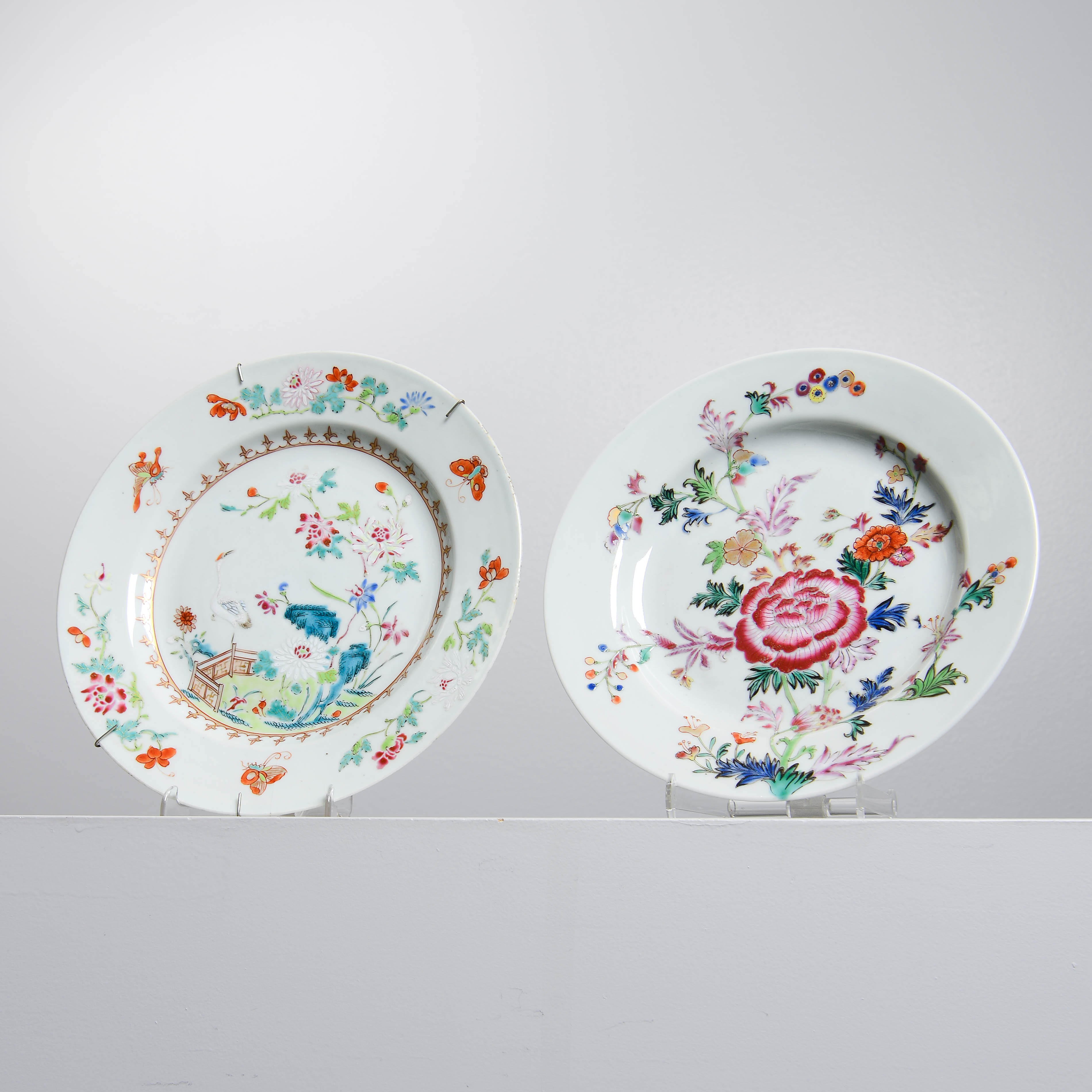 TALLRIKAR, 2 st, famille rose, Kina, 1700-tal.