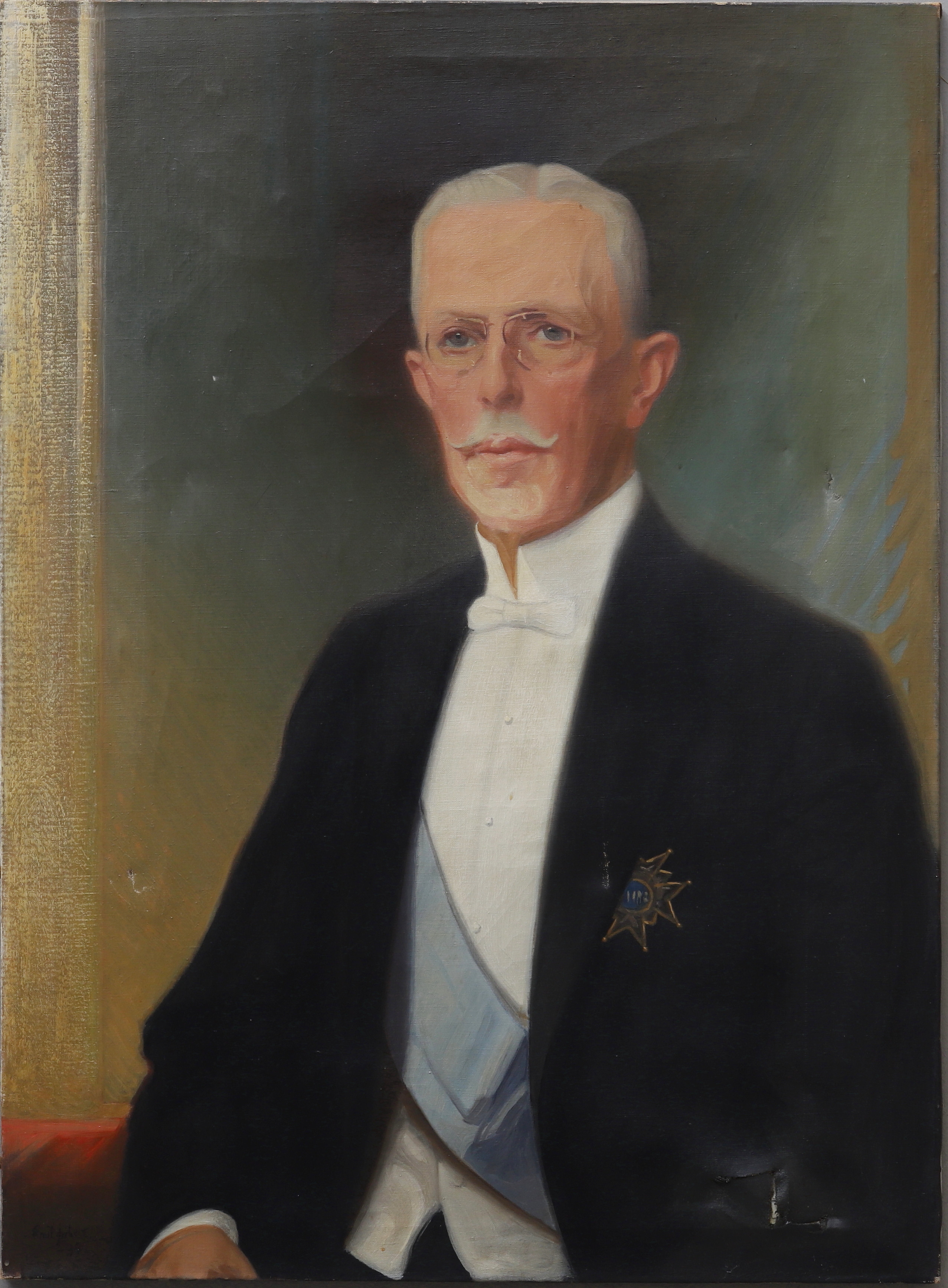 EMIL FRIBERG. Olja på duk, Porträtt av Gustav V, signerad och daterad -39.