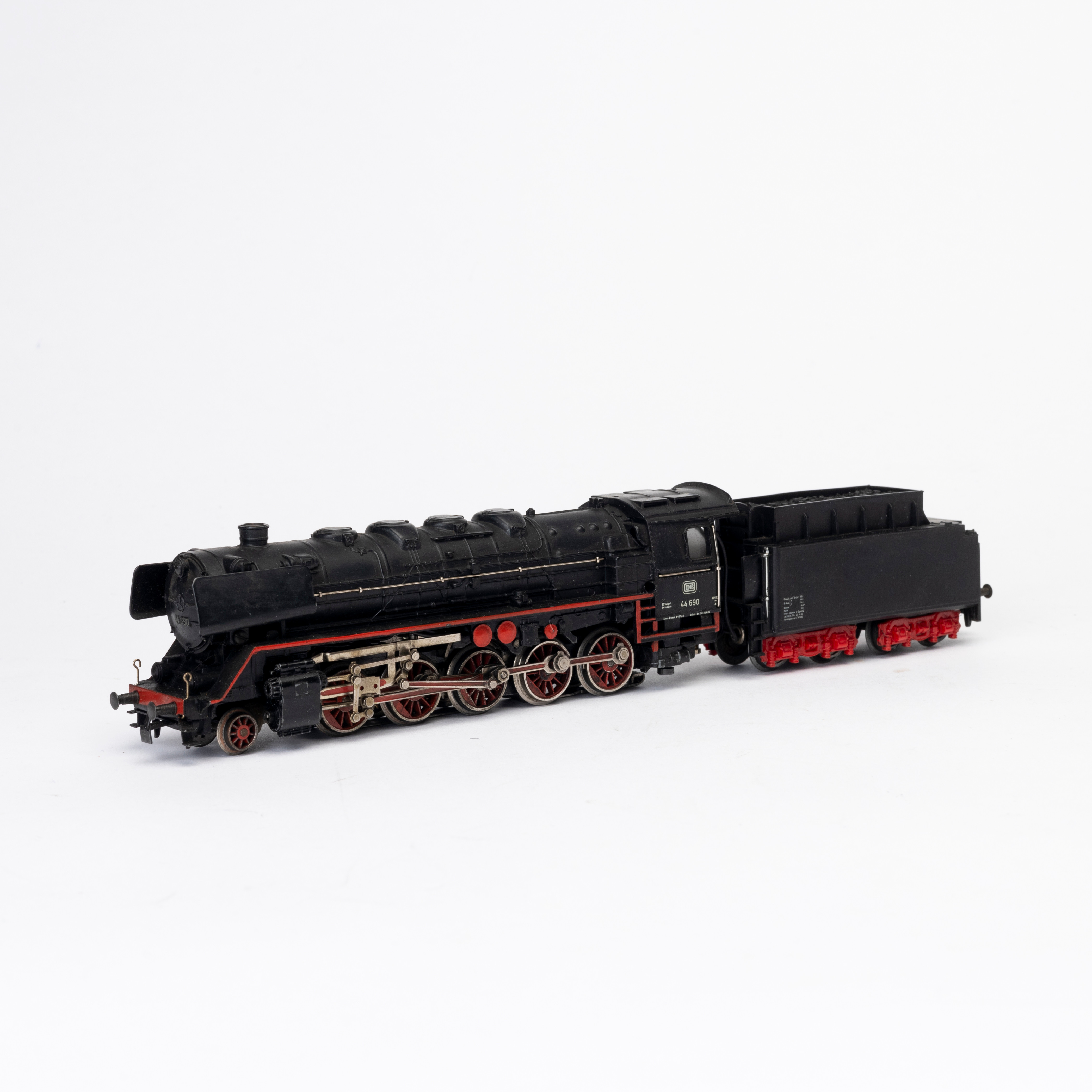 MÄRKLIN, 3047 DB:s ånglok BR 44 med tender.