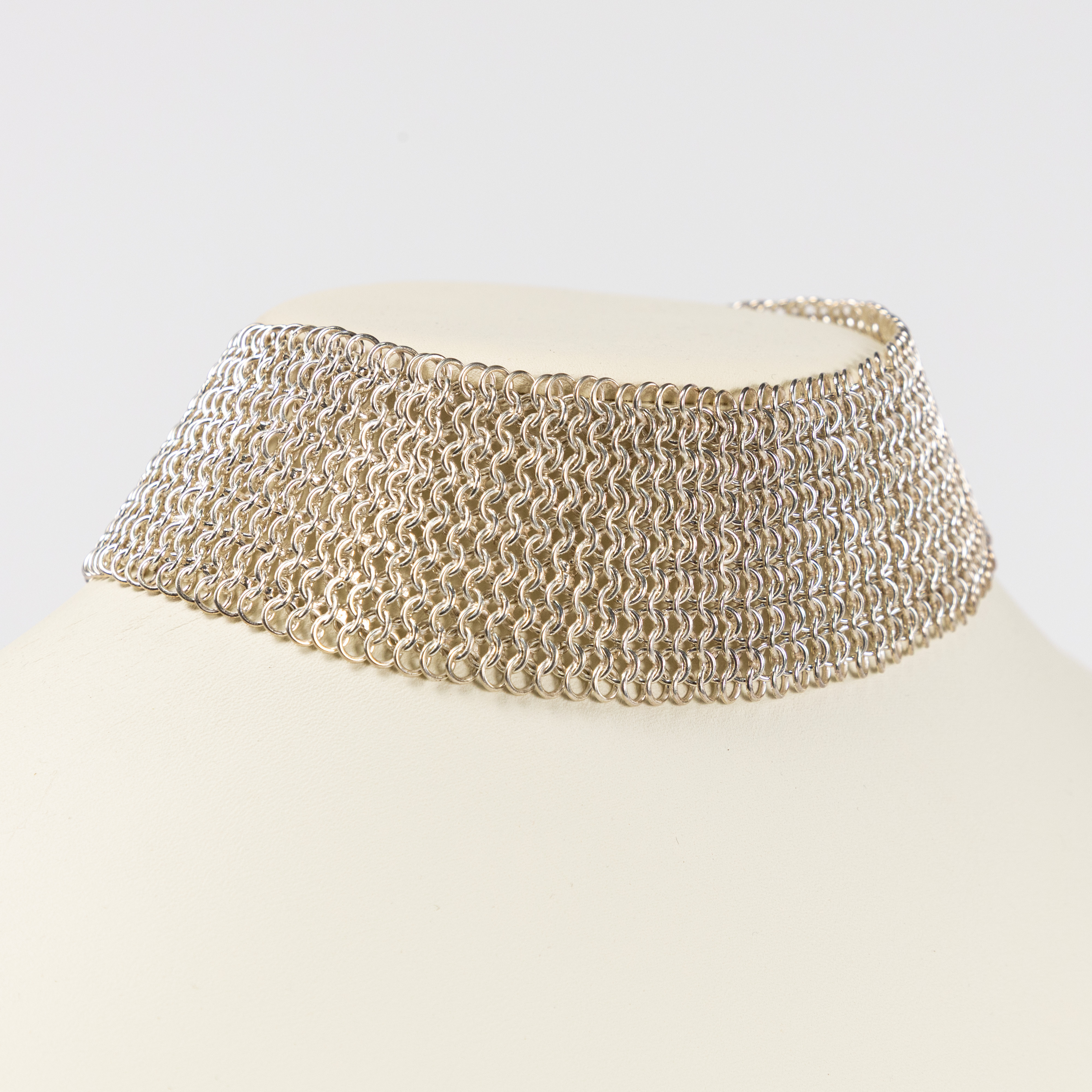 HALSBAND. Silver.
