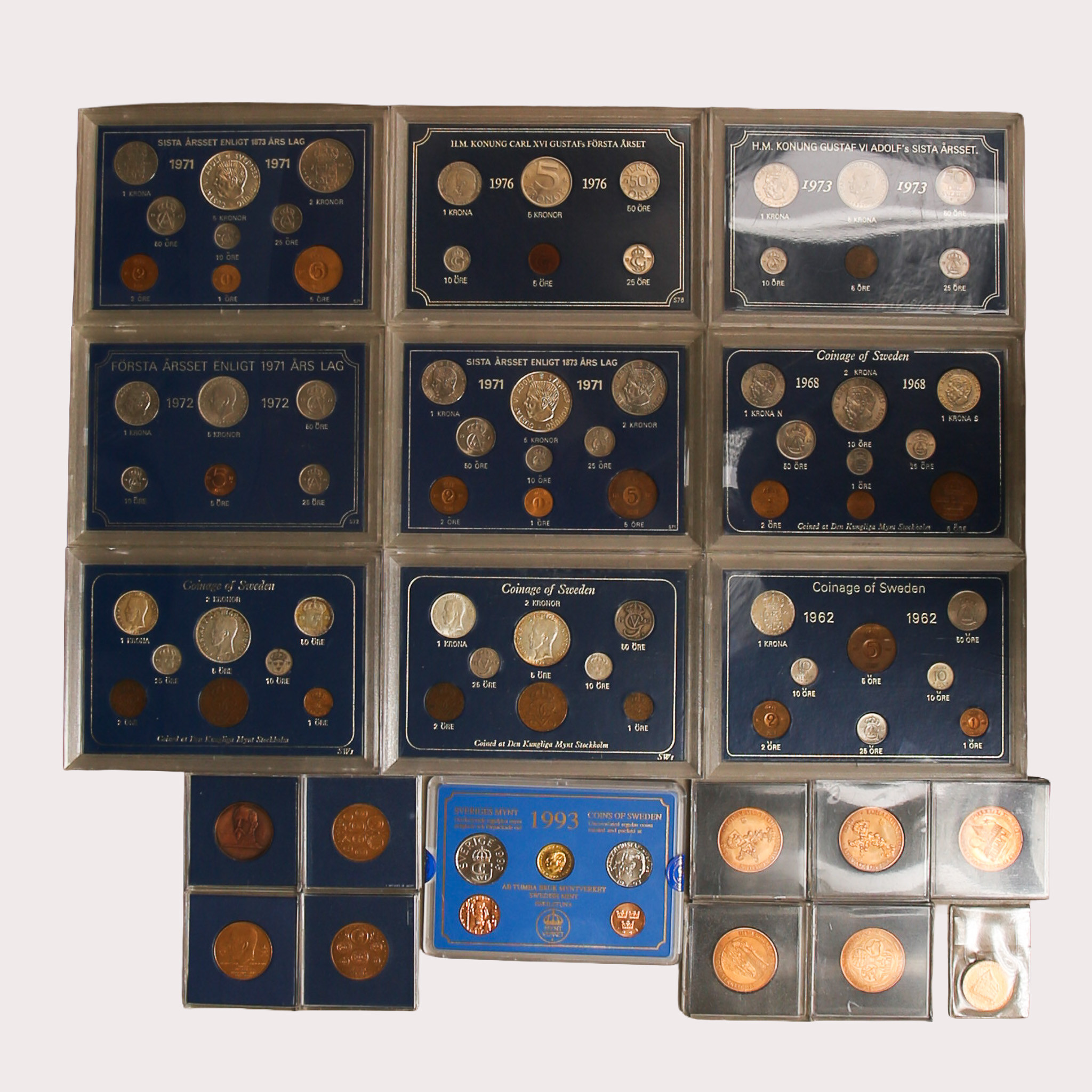 SILVERMYNT och mynt i andra metaller, placerade i Sandhill kassetter och Myntverkets hårdpack. mm. Start 1939-1980.